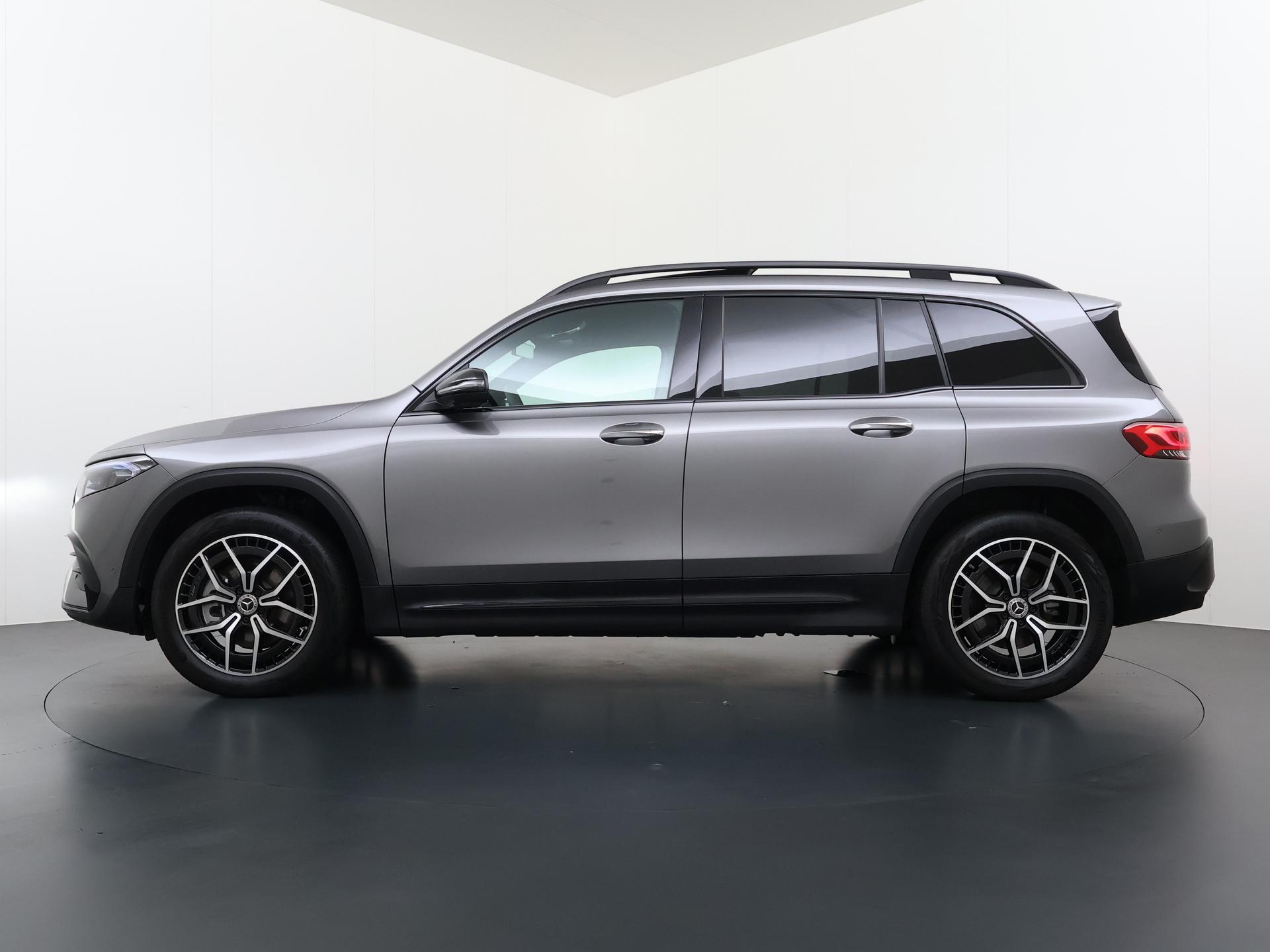 Mercedes-Benz EQB 300 4MATIC AMG Line 7-pers. 67 kWh accu 1