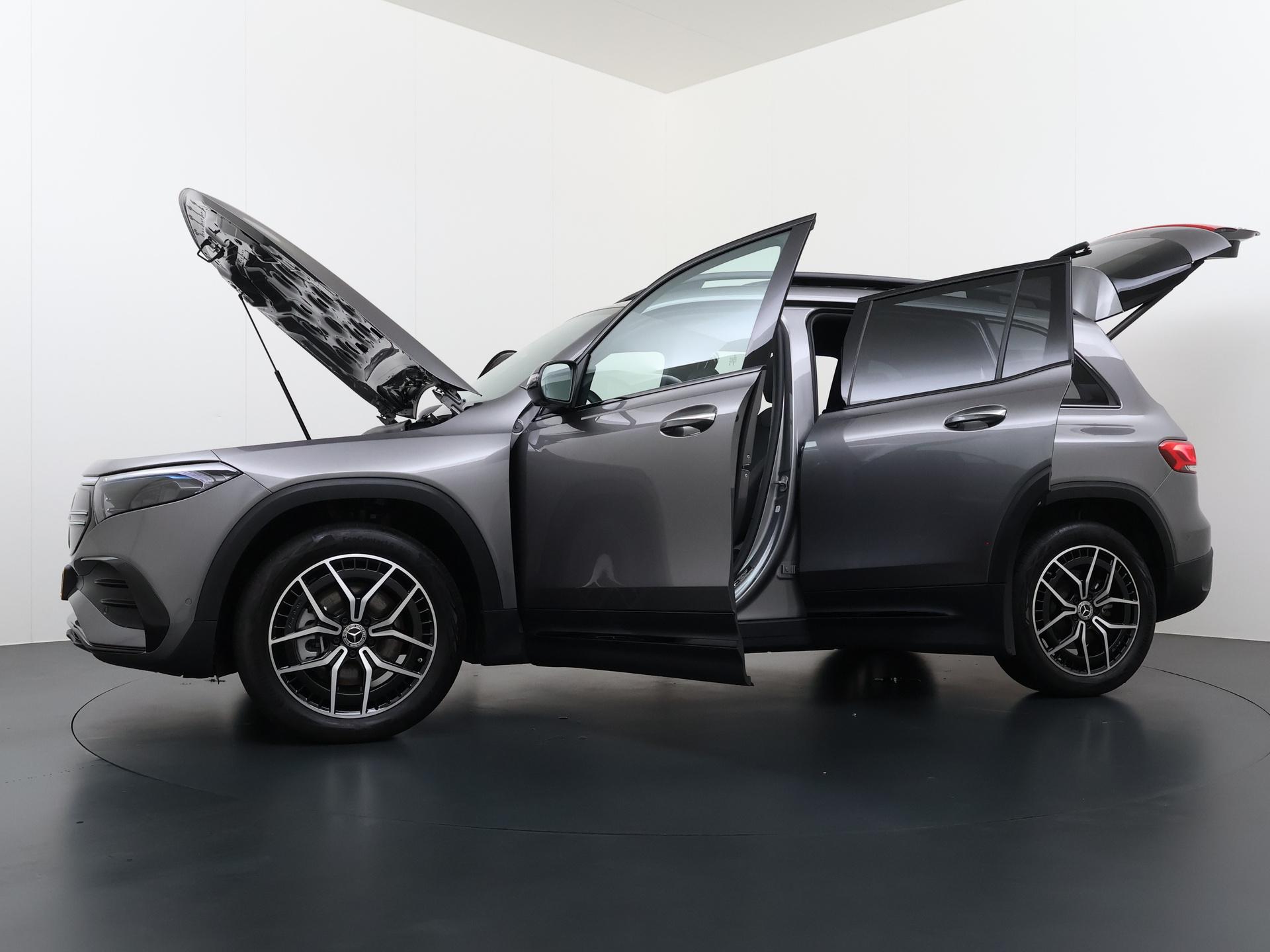 Mercedes-Benz EQB 300 4MATIC AMG Line 7-pers. 67 kWh accu 10