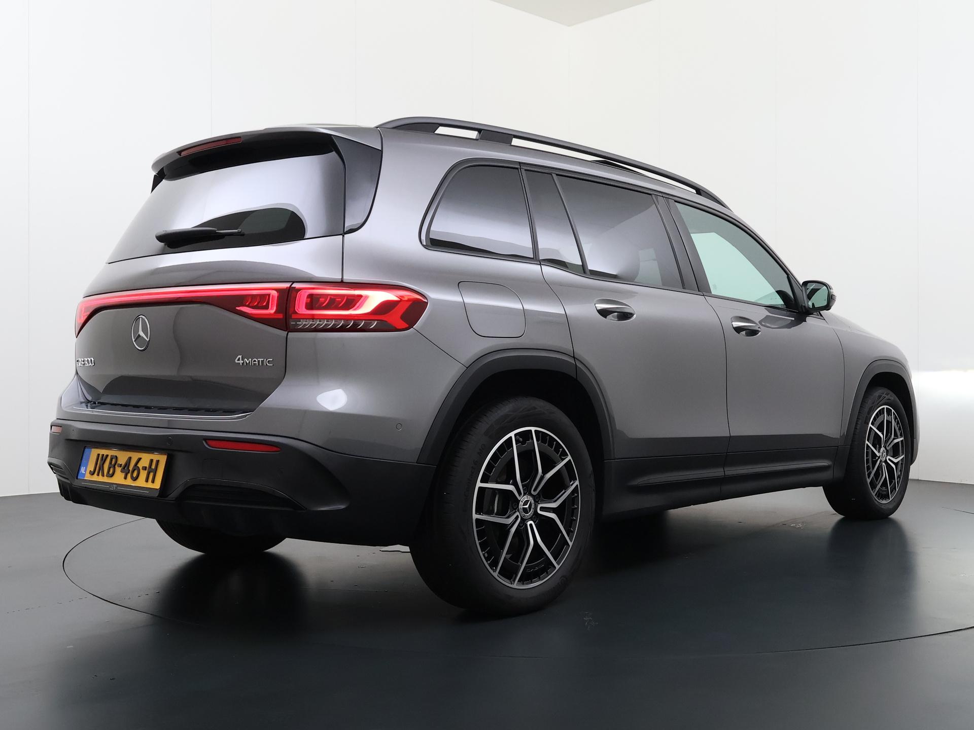 Mercedes-Benz EQB 300 4MATIC AMG Line 7-pers. 67 kWh accu 4