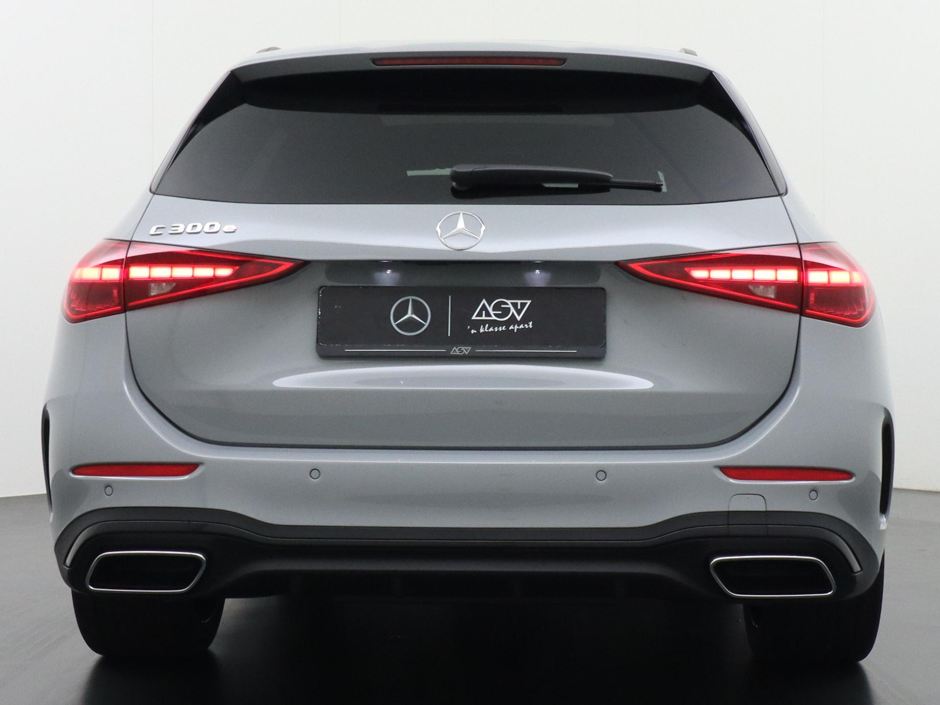 Mercedes-Benz C-Klasse Estate 300 e Business Solution AMG 3