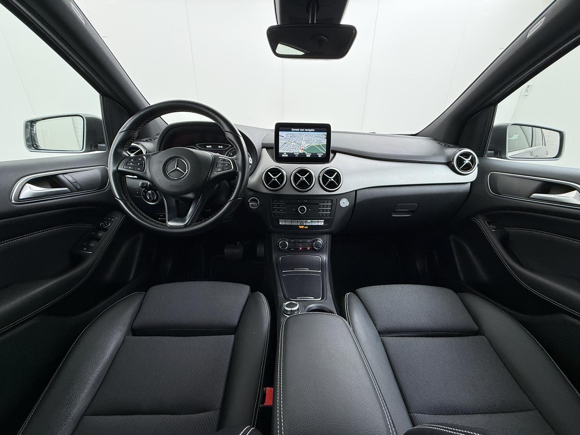 Mercedes-Benz B-klasse 200 d Prestige 4