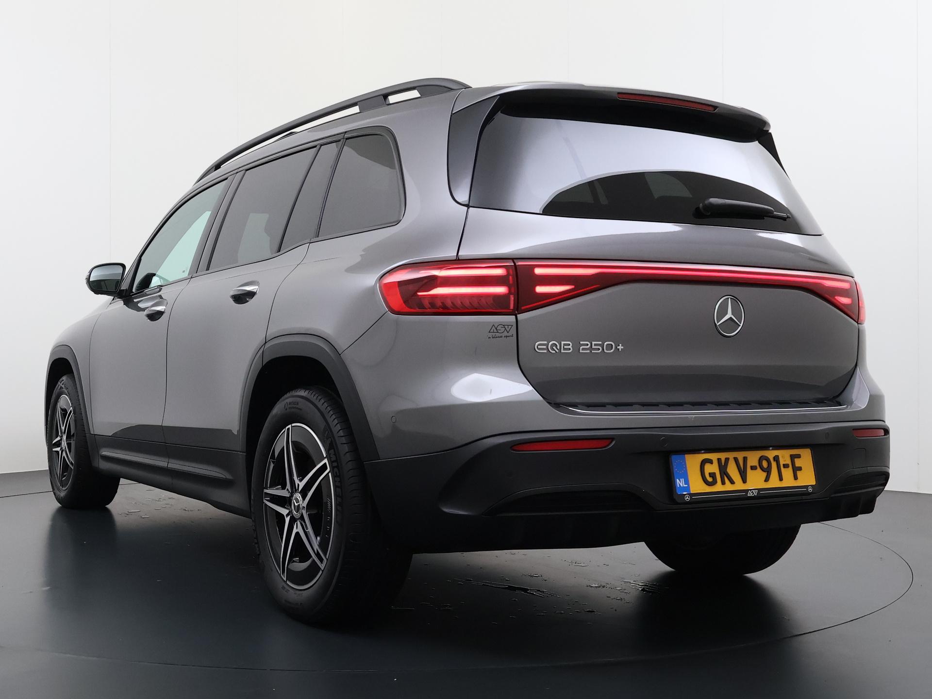 Mercedes-Benz EQB 250+ AMG Line 7-pers. 71 kWh Accu 2