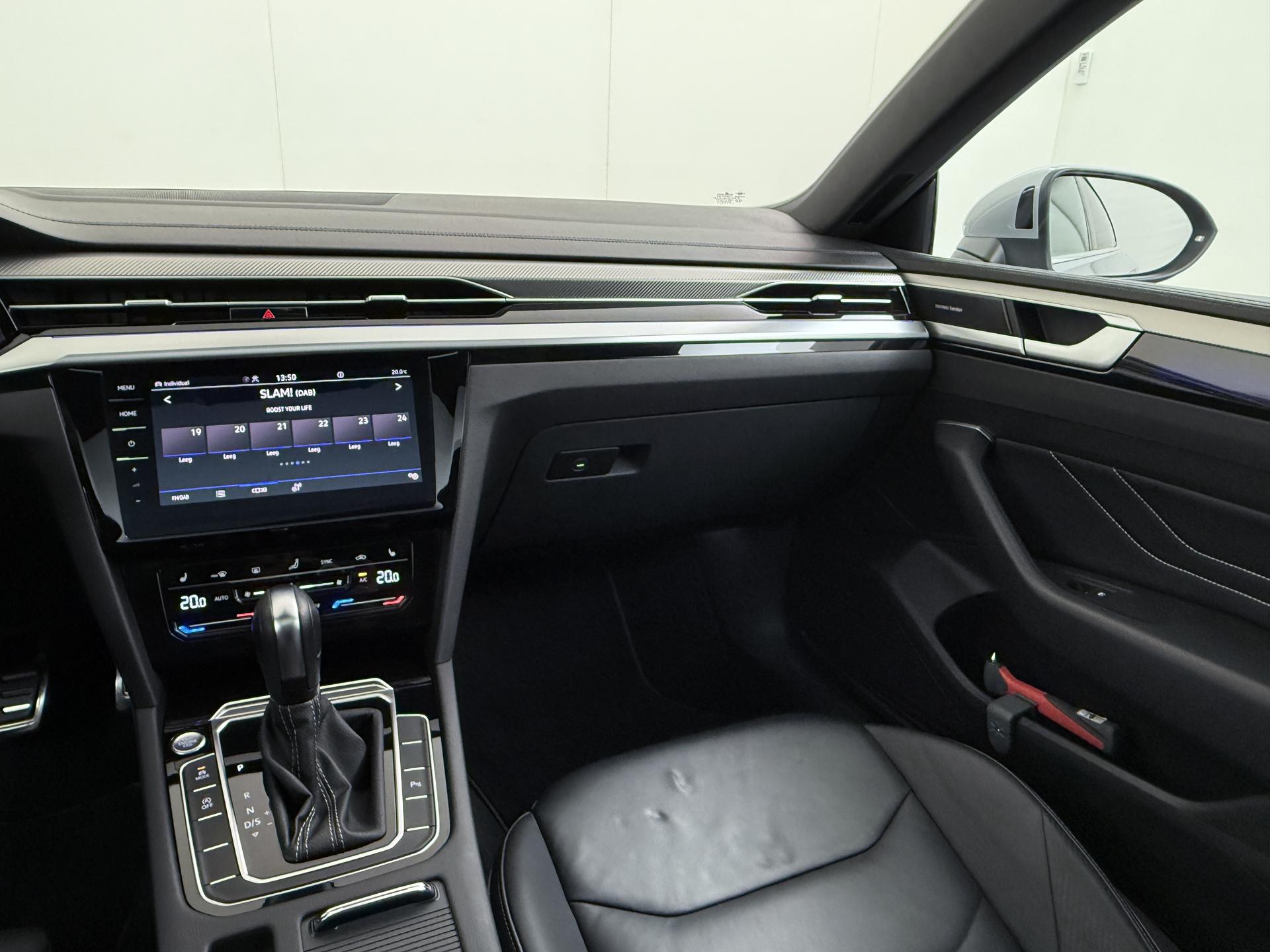 Volkswagen Arteon 2.0 TSI R-Line Business+ 27