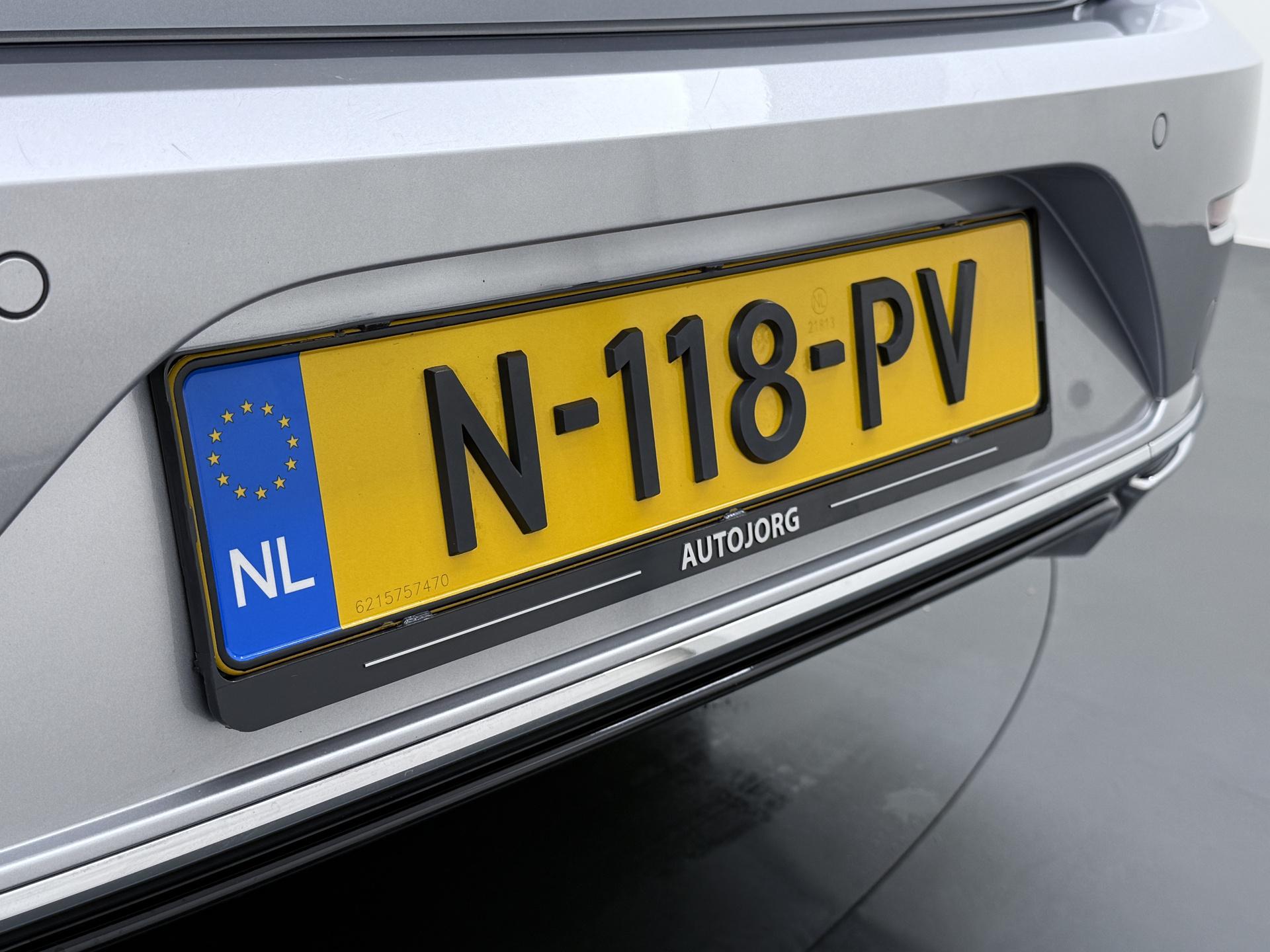 Volkswagen Arteon 2.0 TSI R-Line Business+ 28