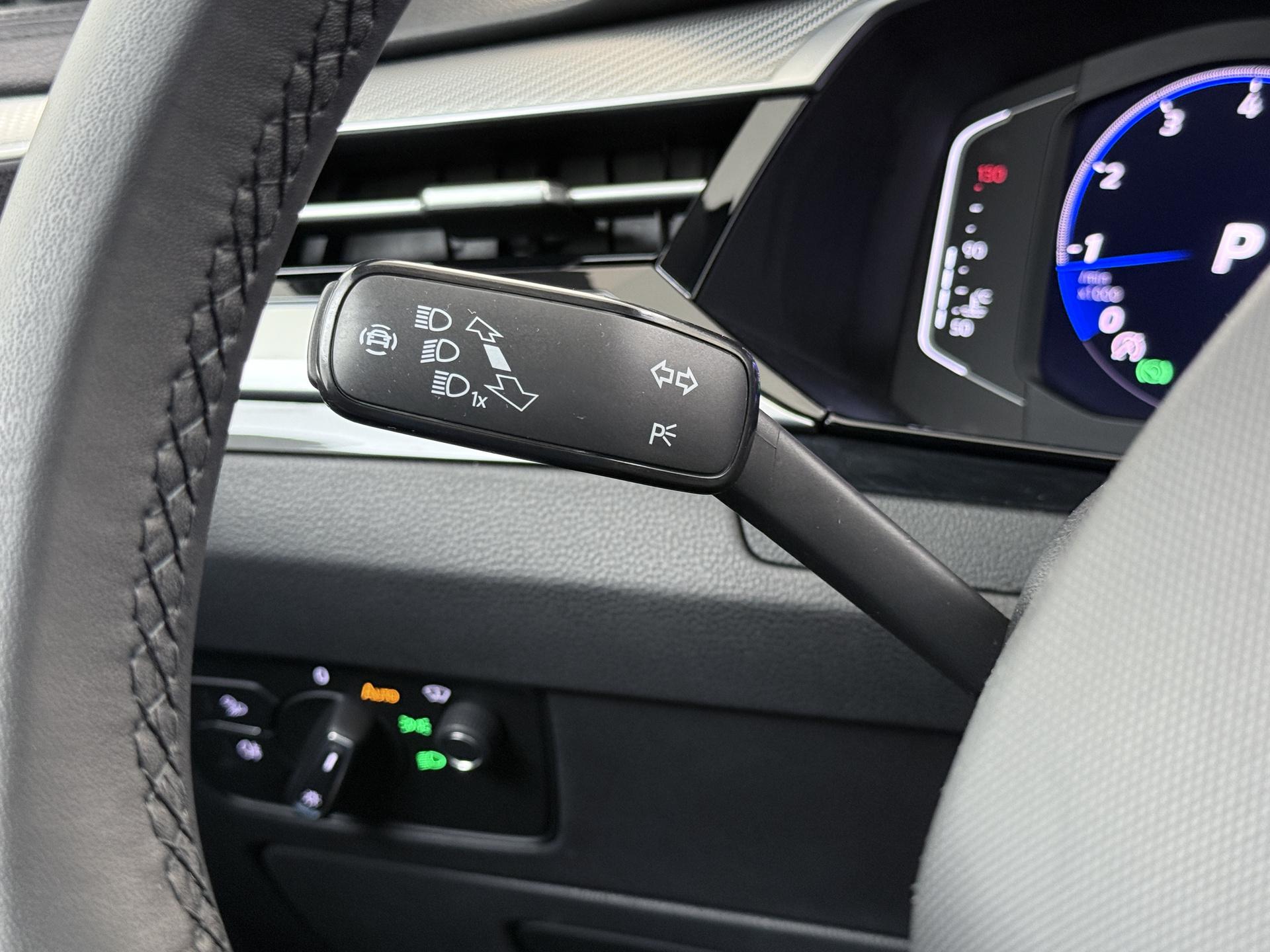 Volkswagen Arteon 2.0 TSI R-Line Business+ 30