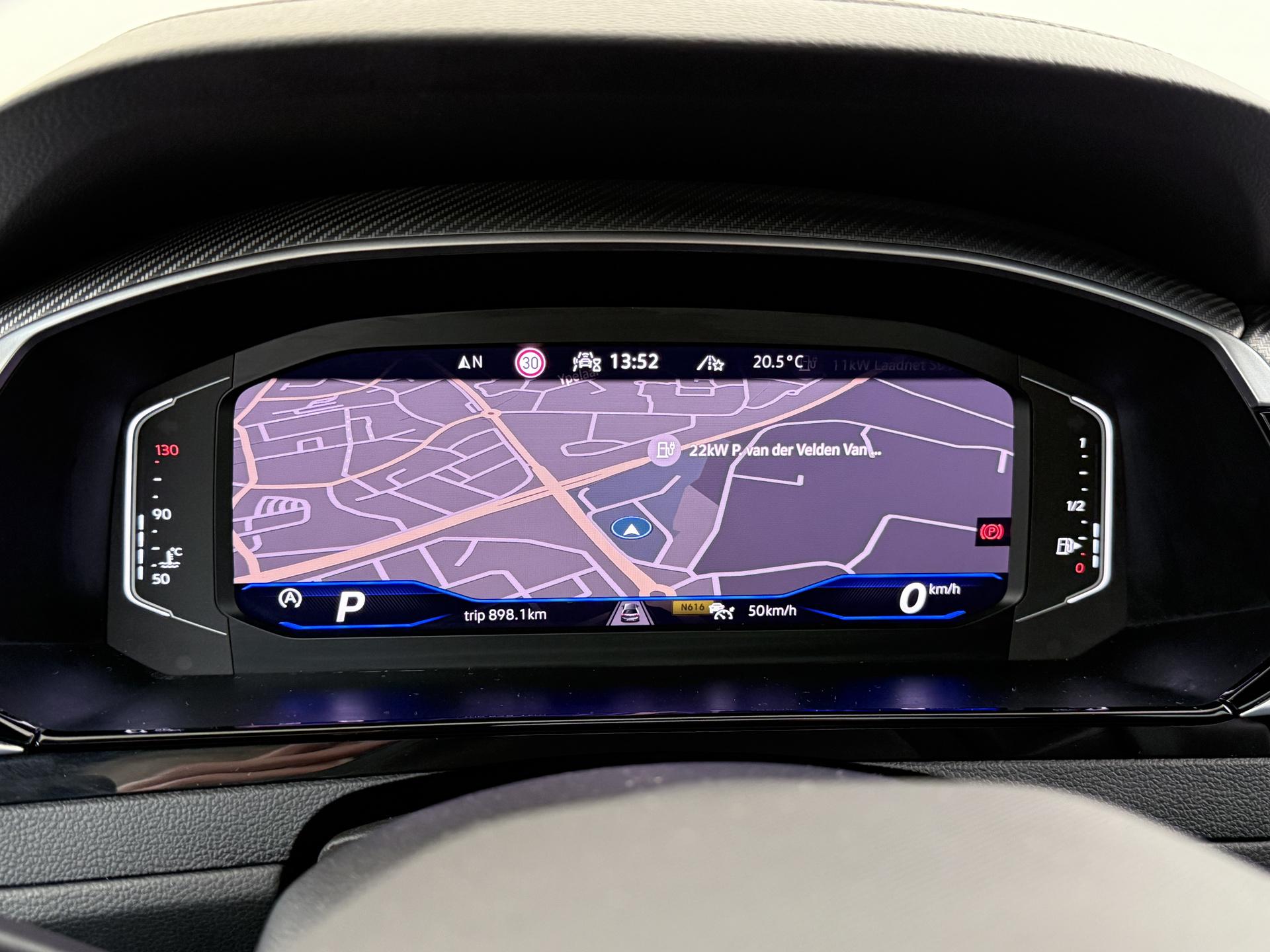 Volkswagen Arteon 2.0 TSI R-Line Business+ 9