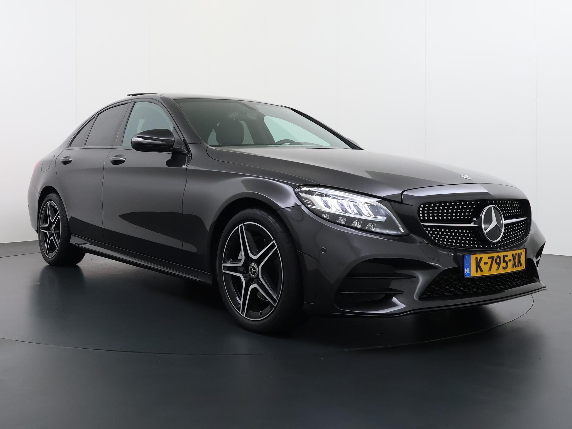 Mercedes-Benz C-Klasse 180 Business Solution AMG 12