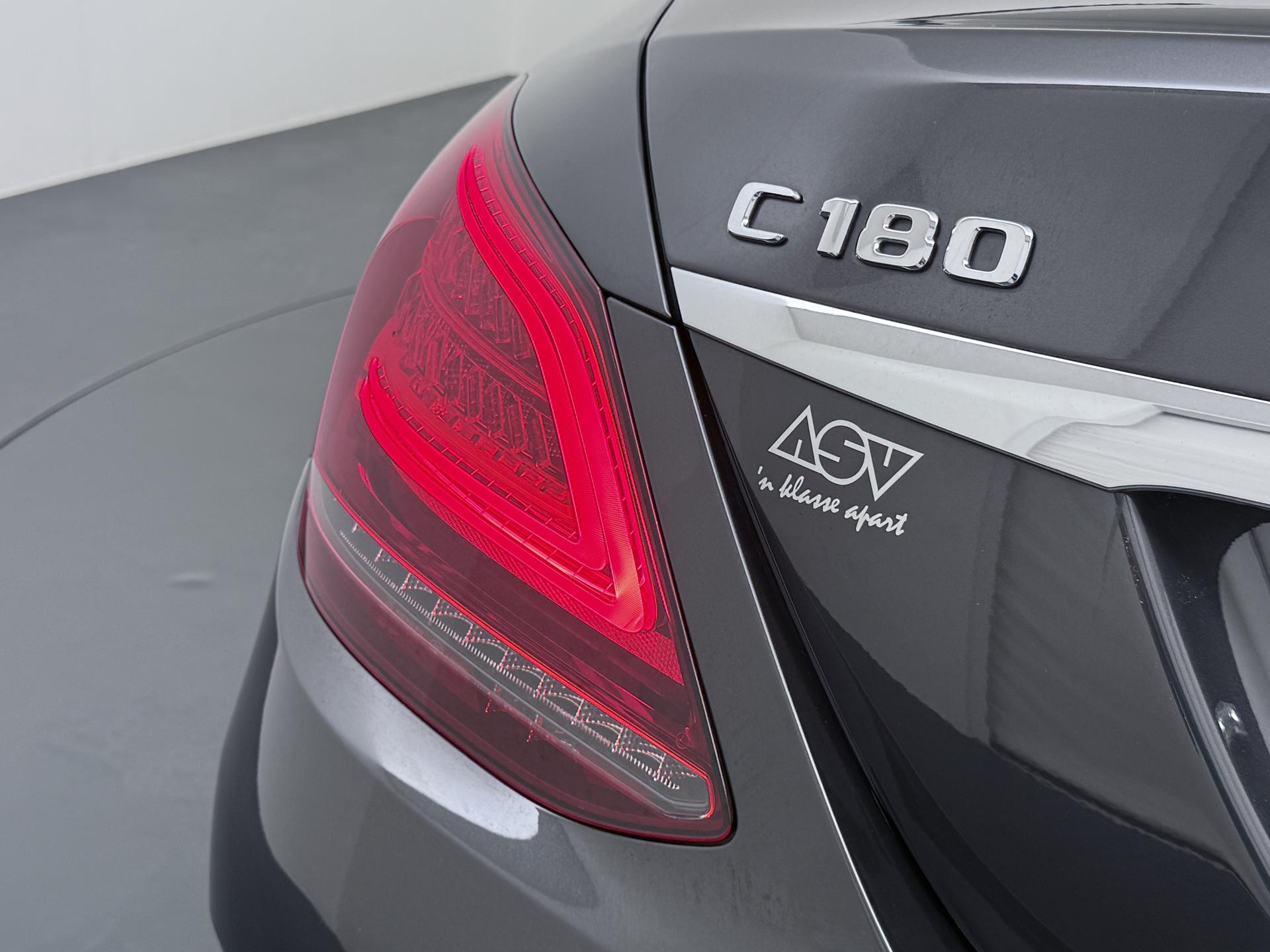 Mercedes-Benz C-Klasse 180 Business Solution AMG 17