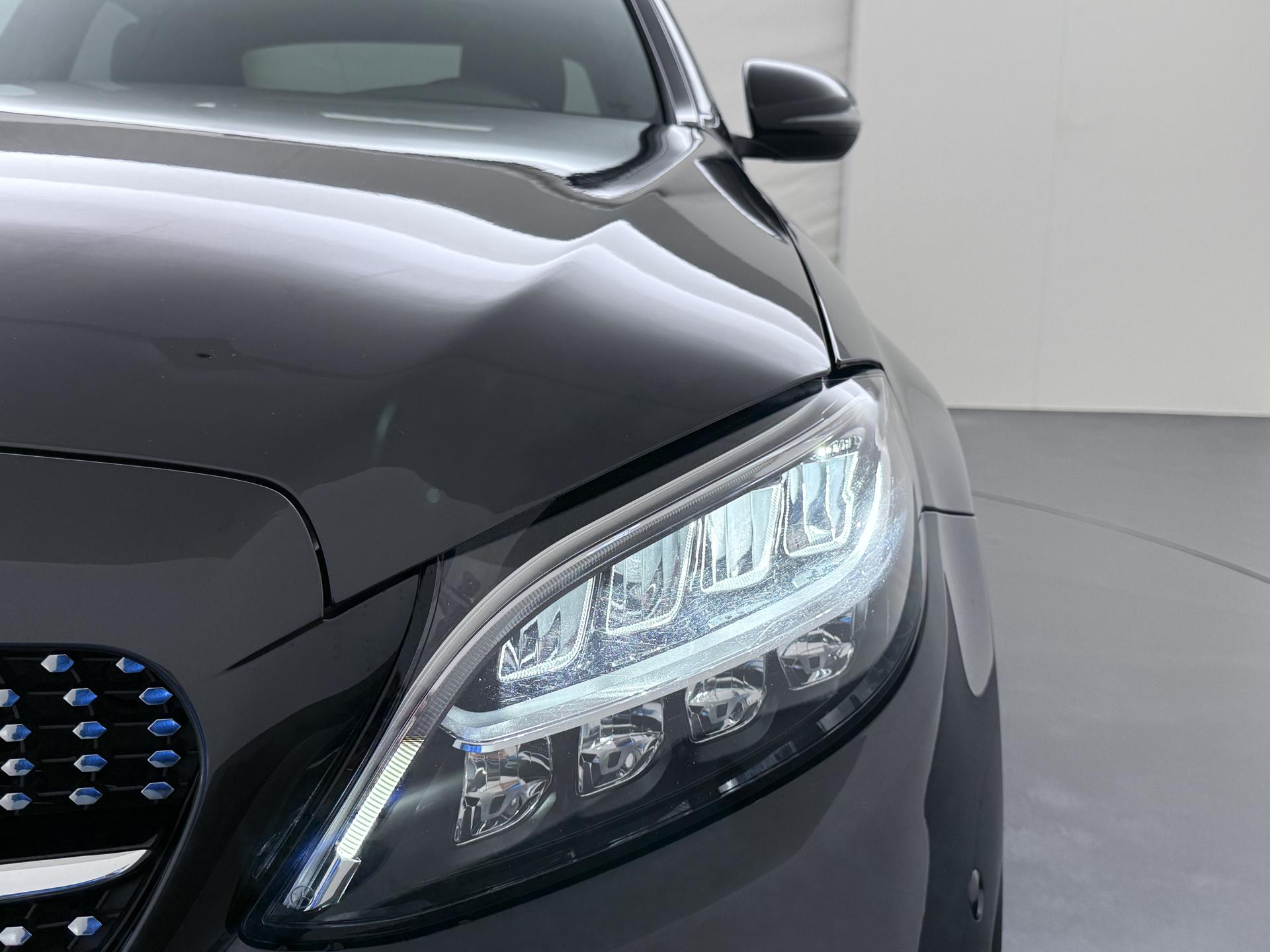 Mercedes-Benz C-Klasse 180 Business Solution AMG 21