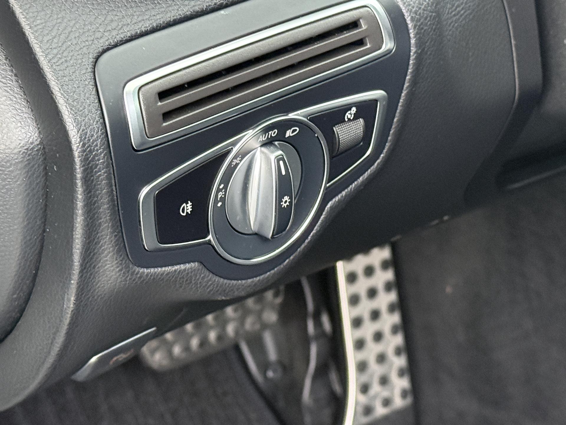 Mercedes-Benz C-Klasse 180 Business Solution AMG 25