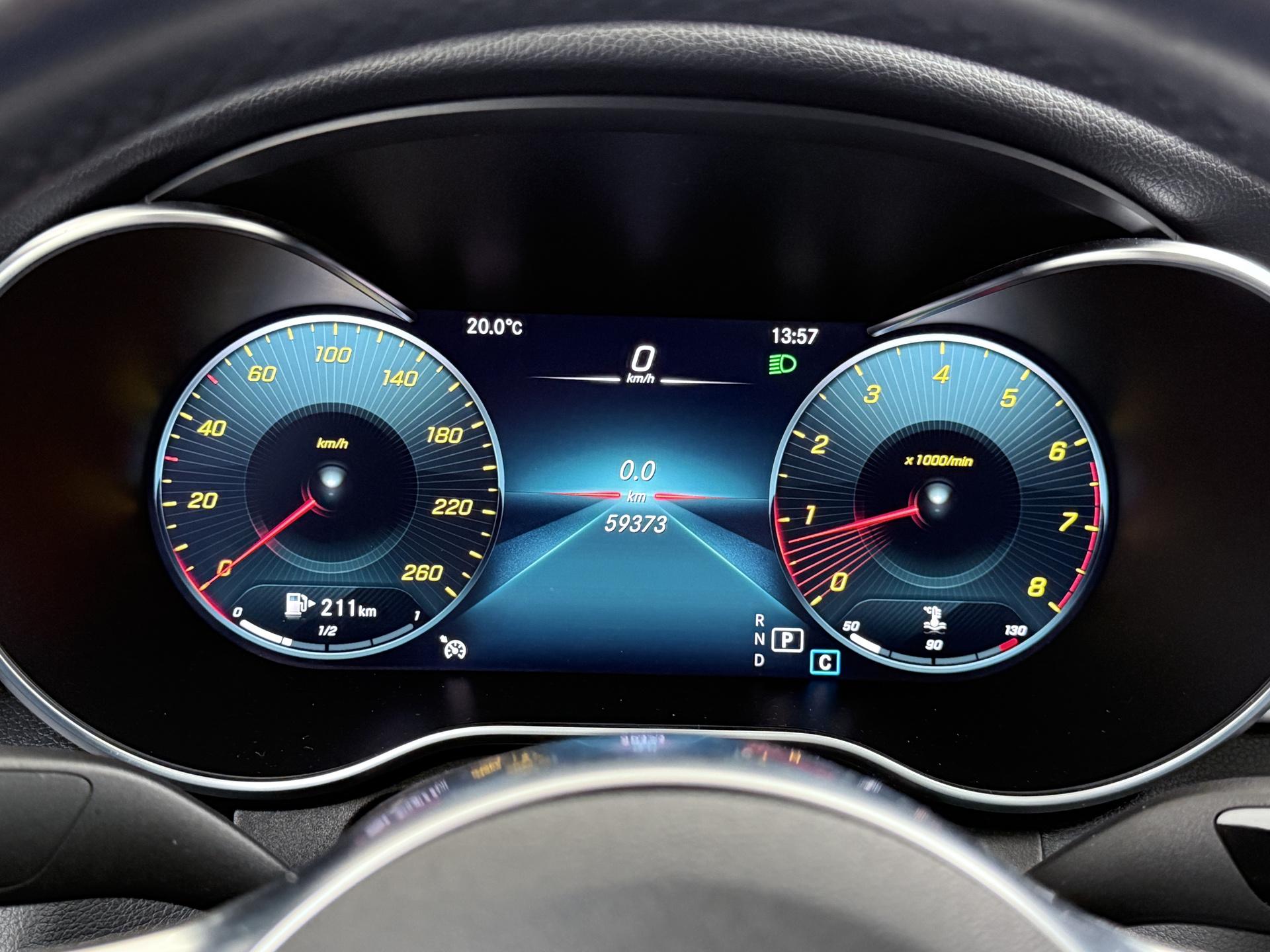 Mercedes-Benz C-Klasse 180 Business Solution AMG 33