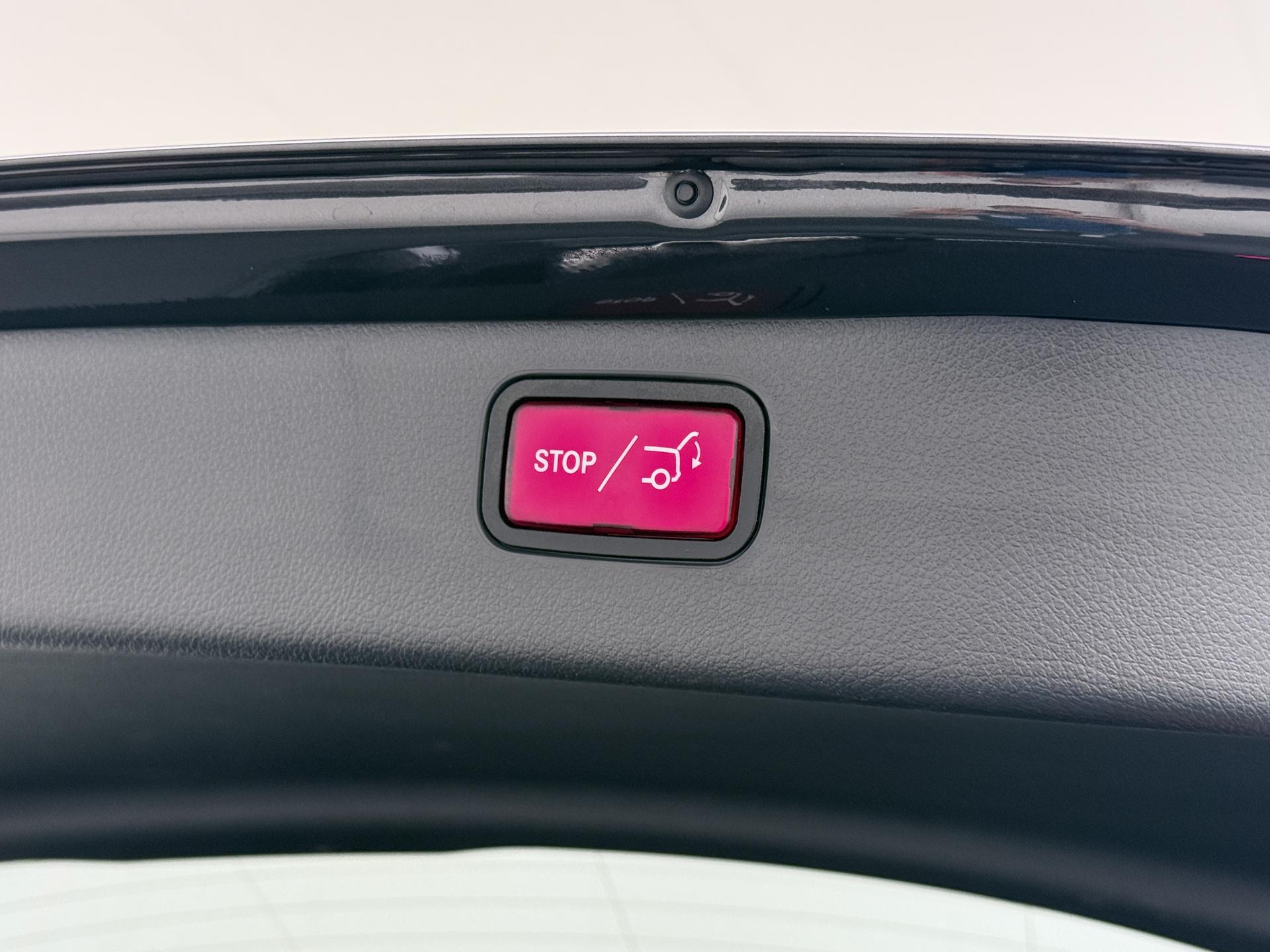 Mercedes-Benz C-Klasse Estate 300 e AMG Line 15