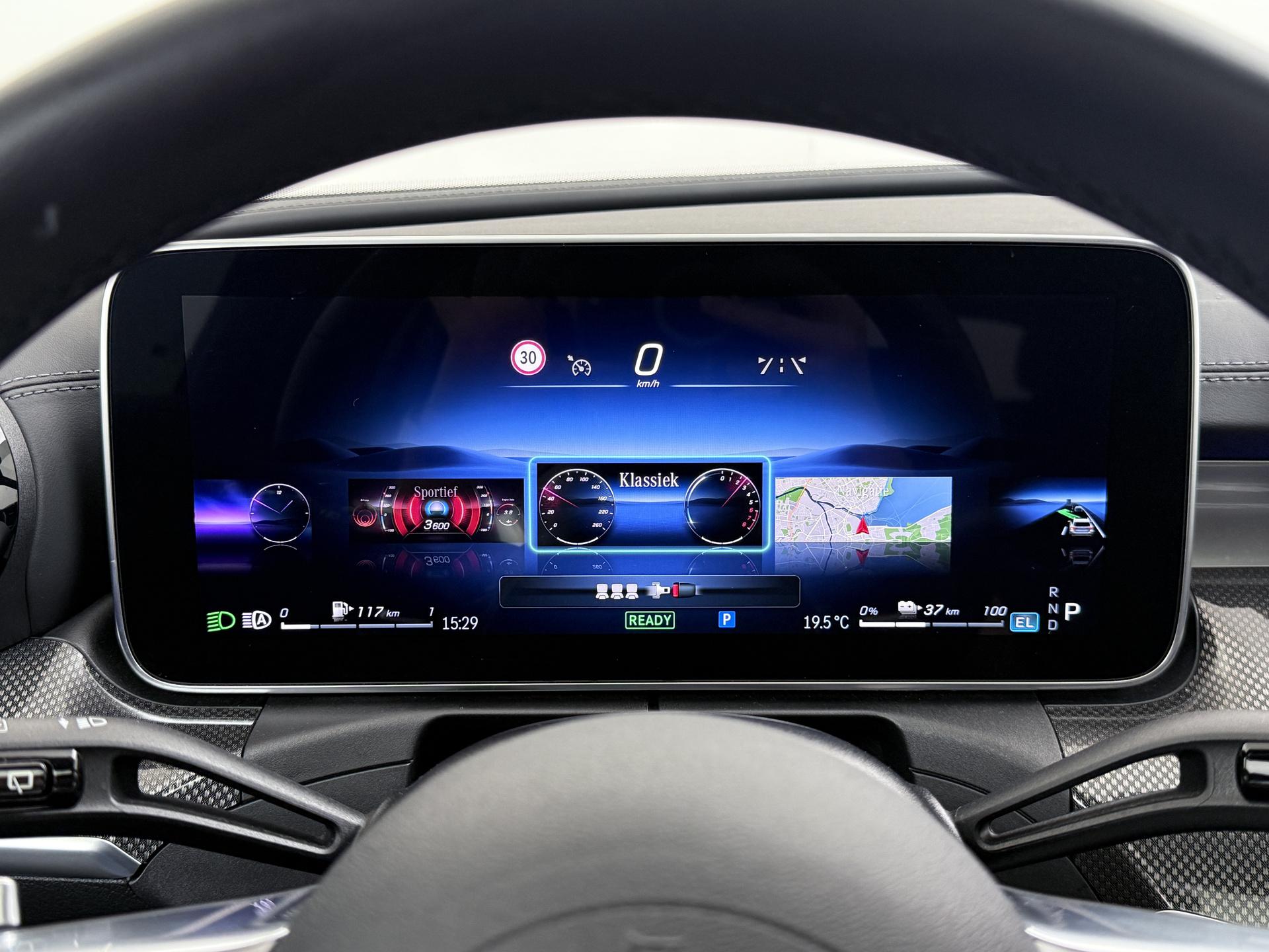 Mercedes-Benz C-Klasse Estate 300 e AMG Line 37