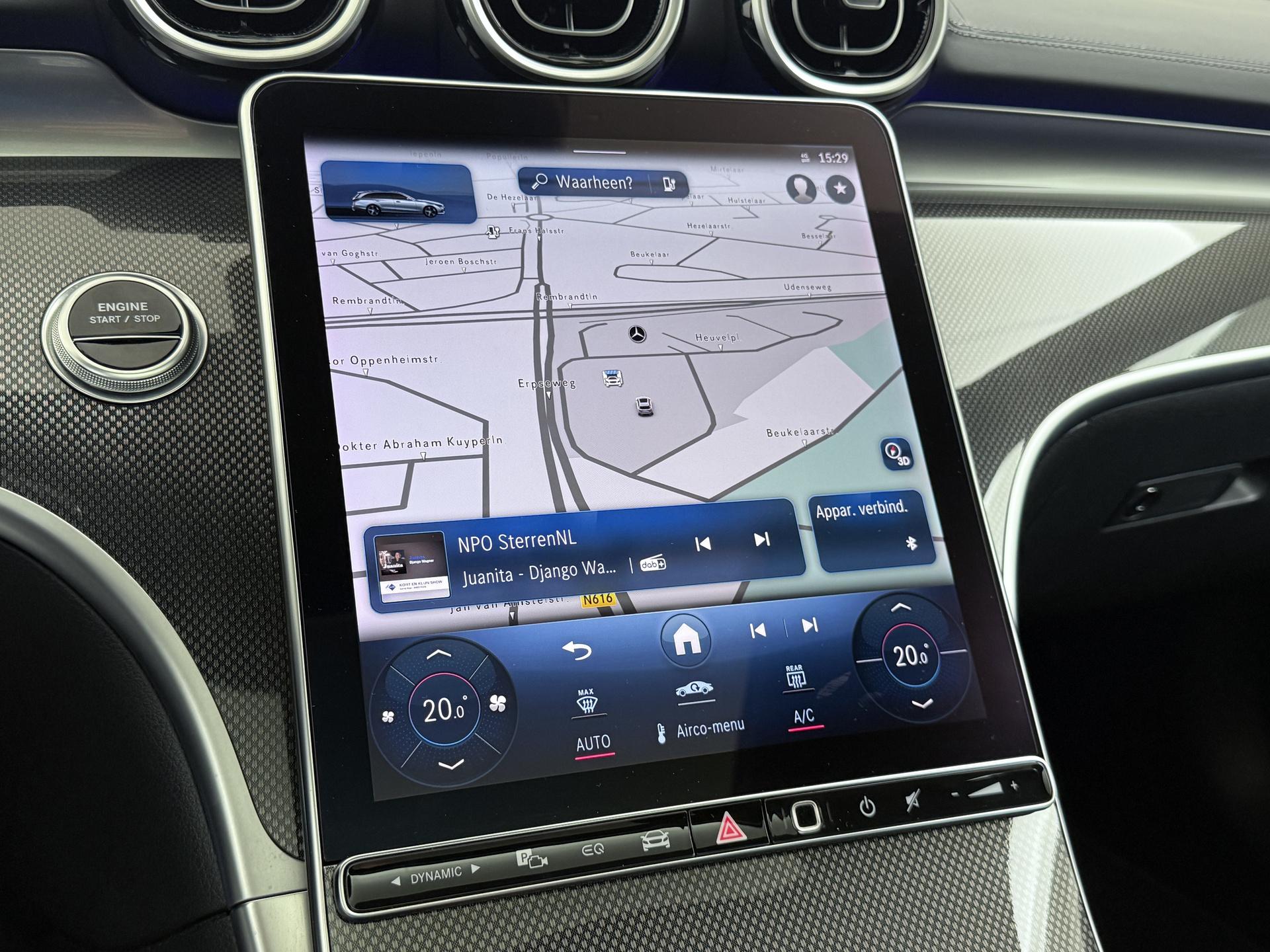 Mercedes-Benz C-Klasse Estate 300 e AMG Line 38