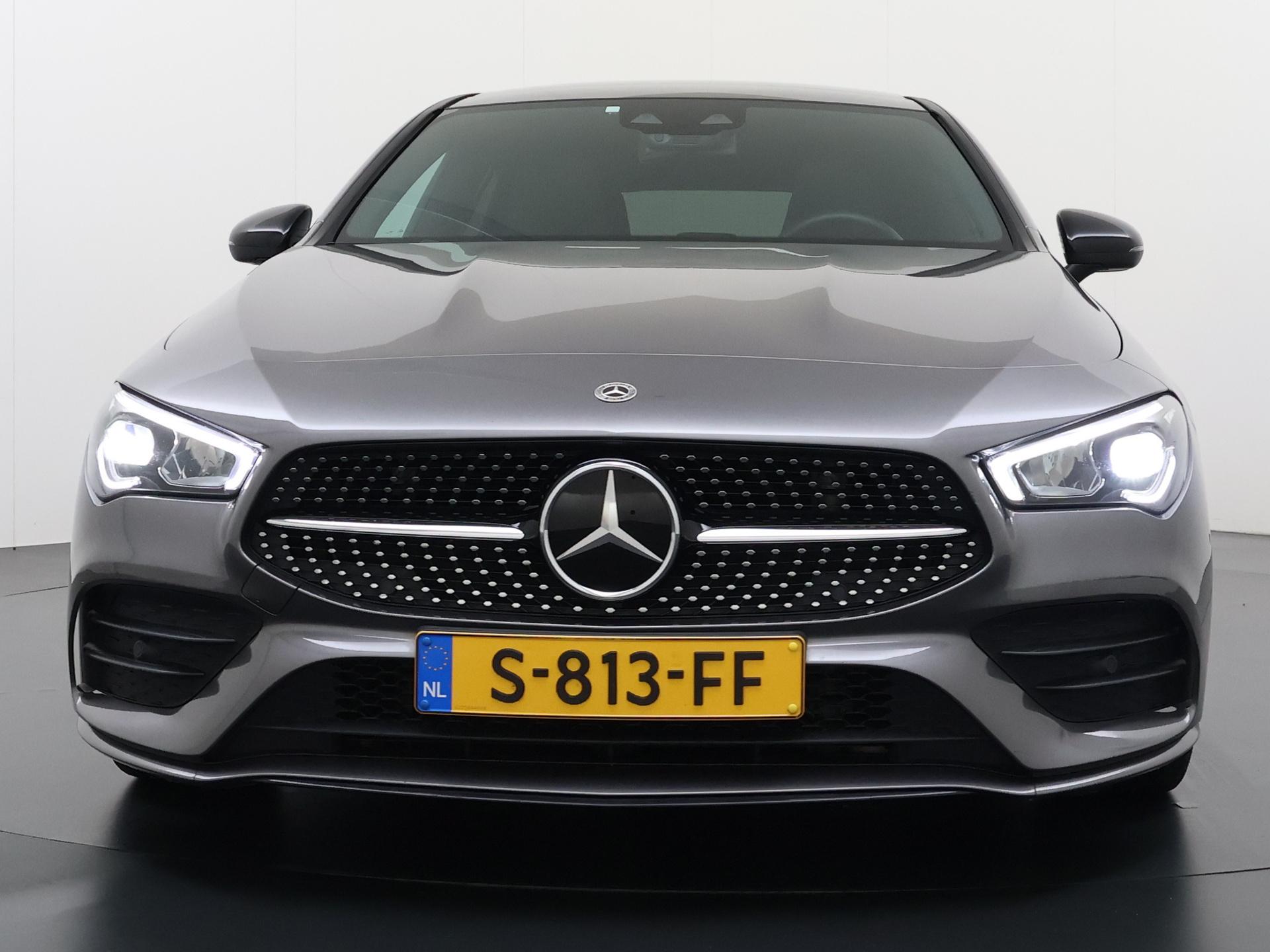 Mercedes-Benz CLA-Klasse Shooting Brake 180 AMG Line 7