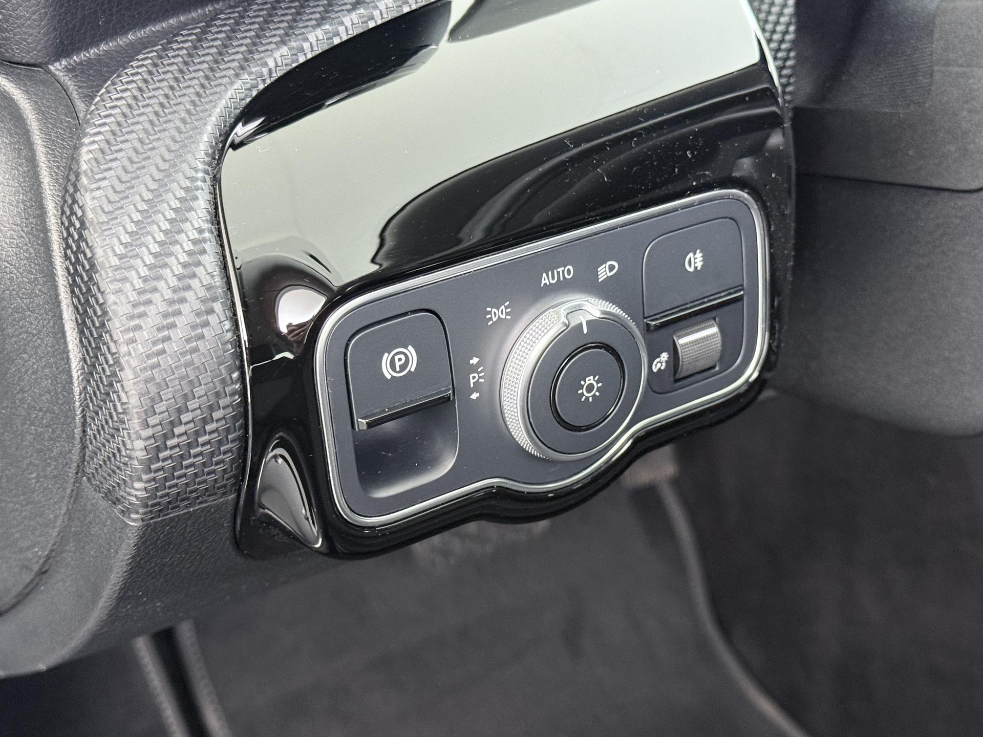 Mercedes-Benz A-Klasse 250 e 27