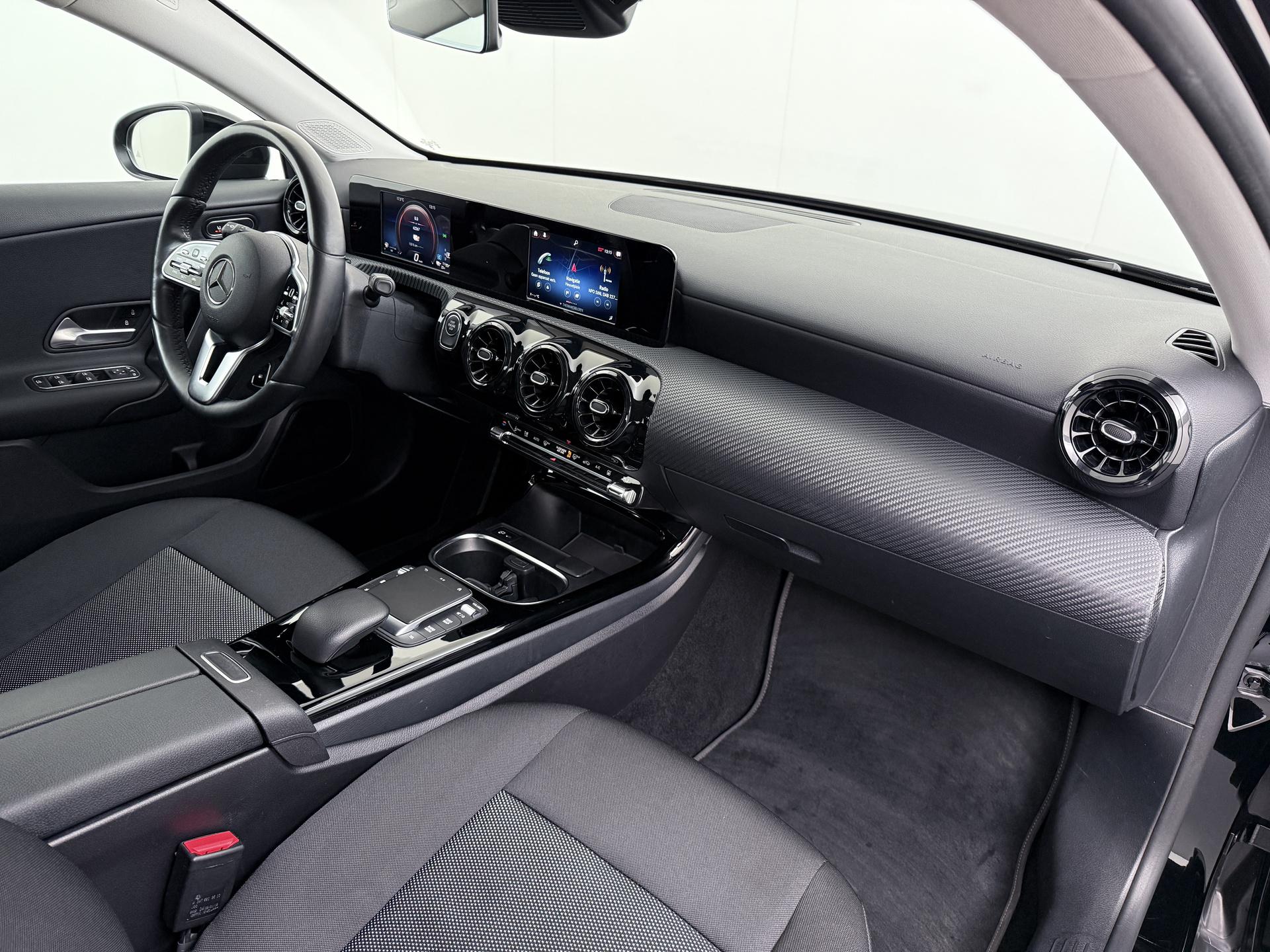 Mercedes-Benz A-Klasse 250 e 44