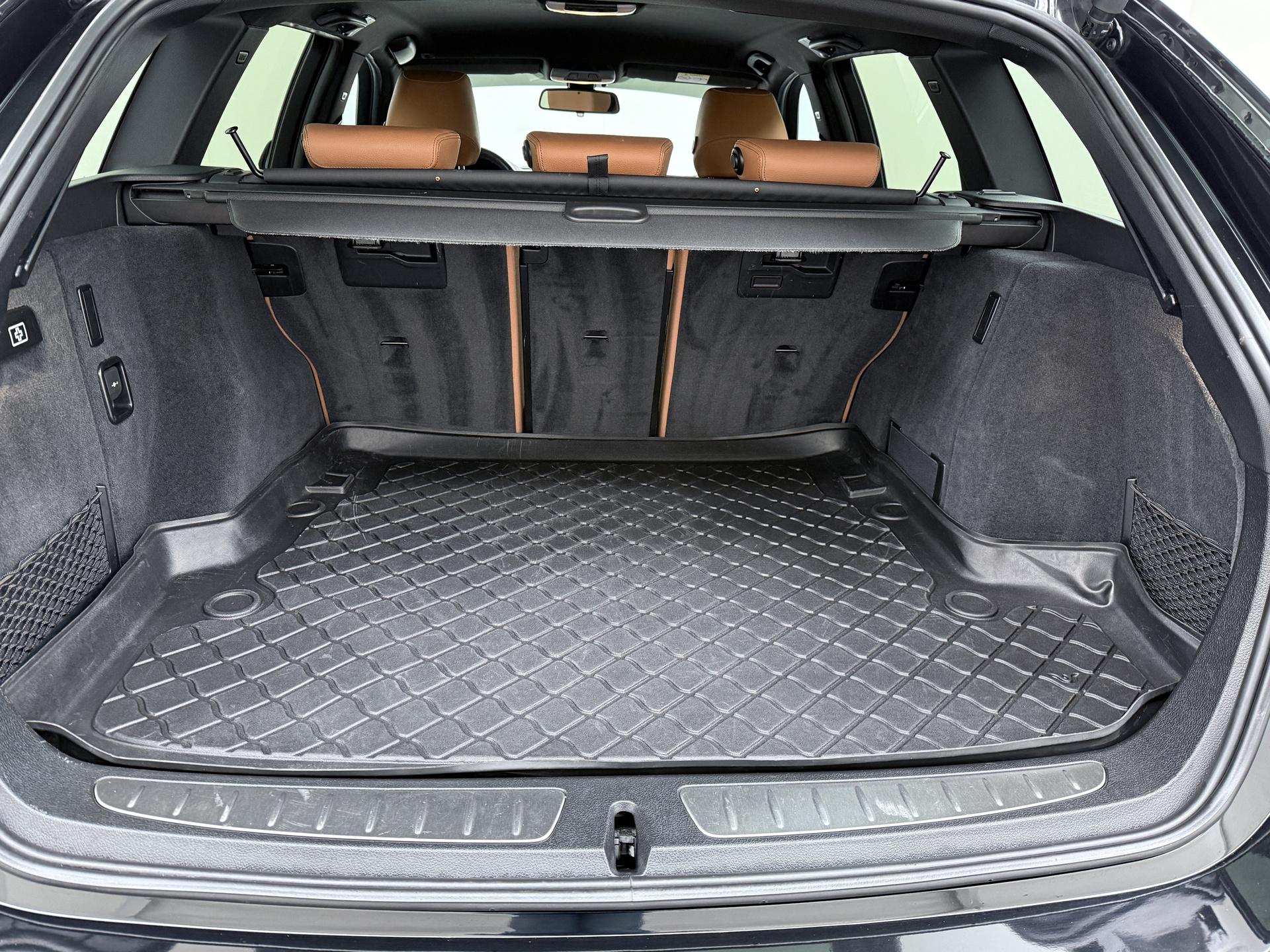 BMW 3 Serie Touring 320i M Sport Edition 15