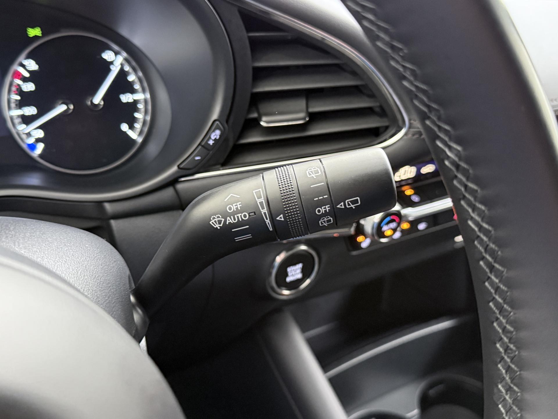 Mazda 3 2.0 e-SkyActiv-X M Hybrid 186 Luxury 22