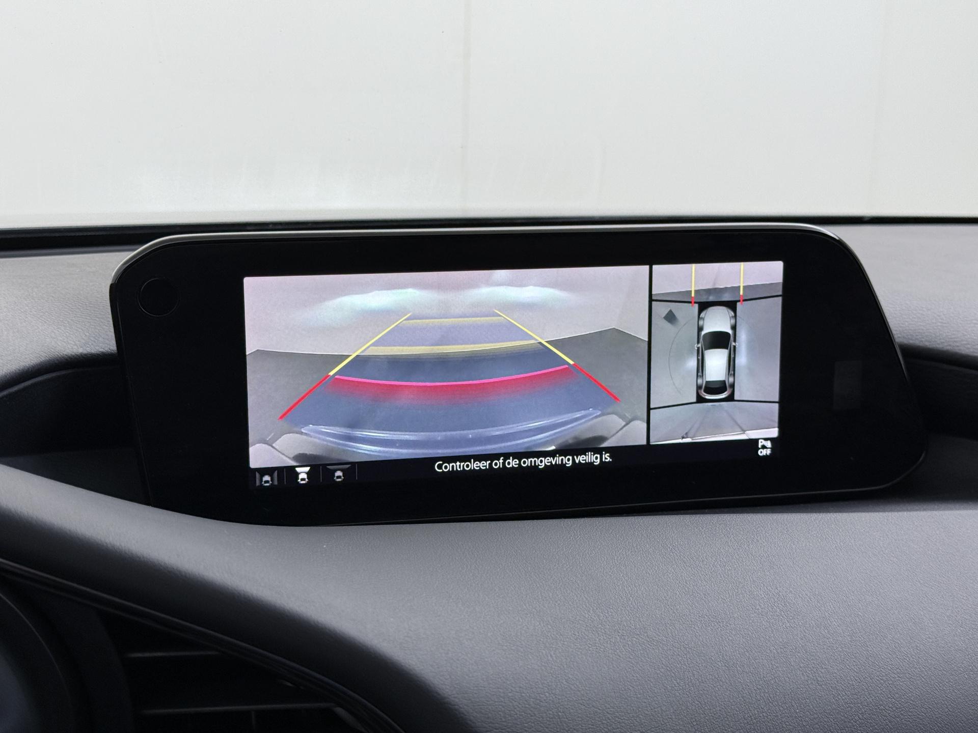 Mazda 3 2.0 e-SkyActiv-X M Hybrid 186 Luxury 4