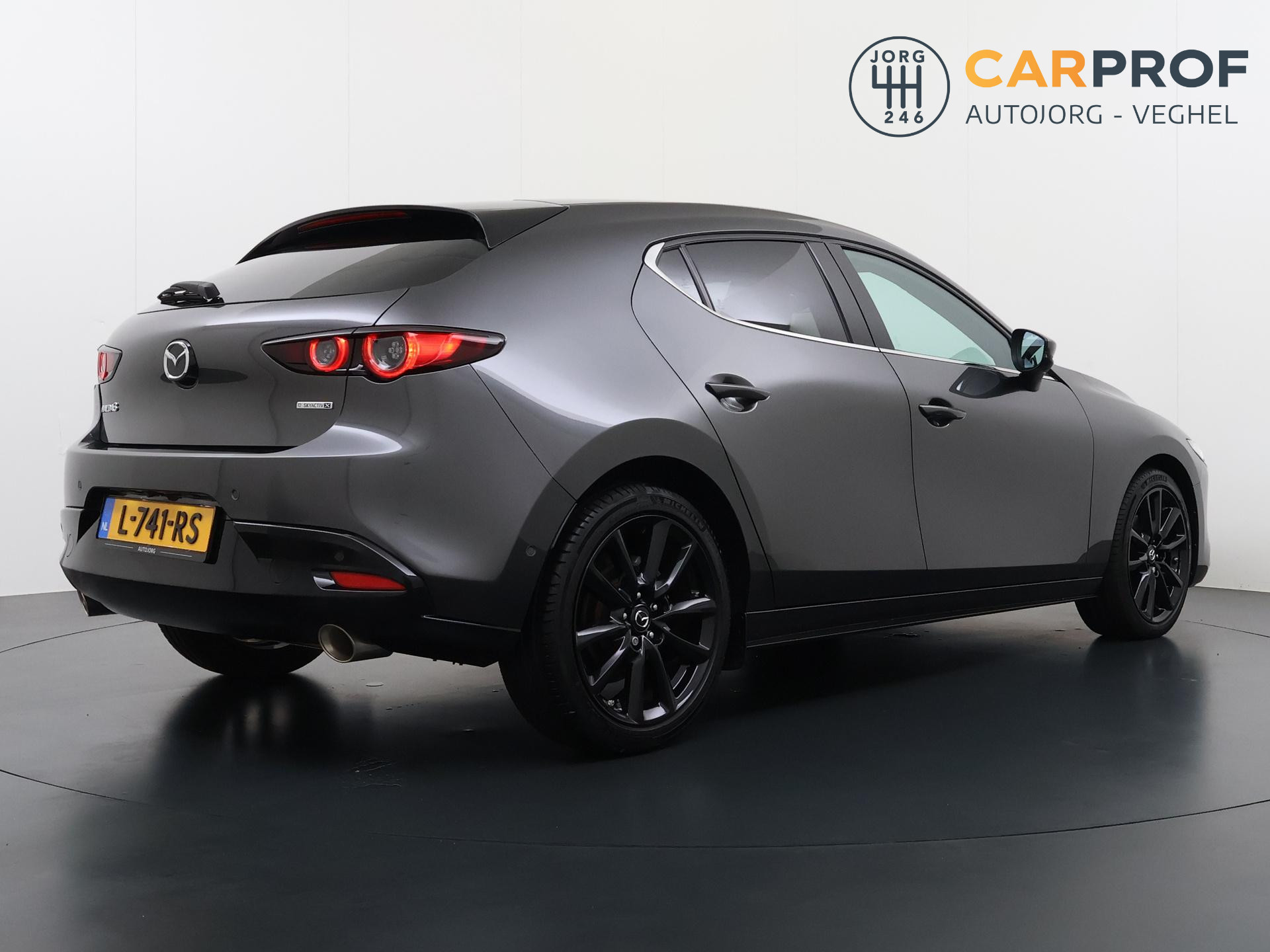 Mazda 3 2.0 e-SkyActiv-X M Hybrid 186 Luxury 5