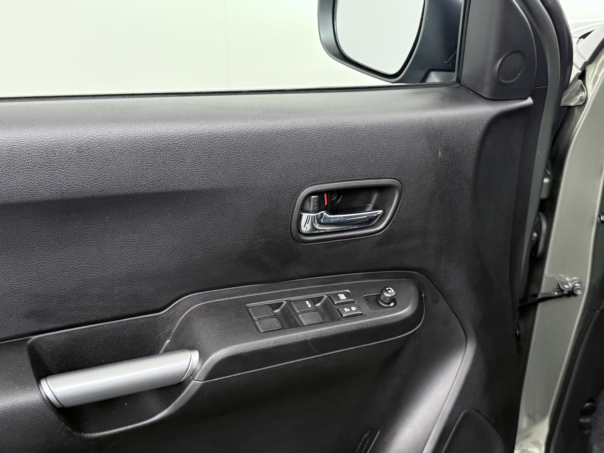 Suzuki Ignis 1.2 Smart Hybrid Allgrip Style 12