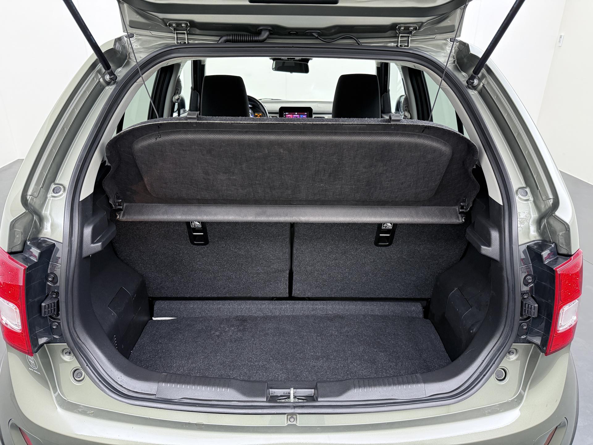 Suzuki Ignis 1.2 Smart Hybrid Allgrip Style 8