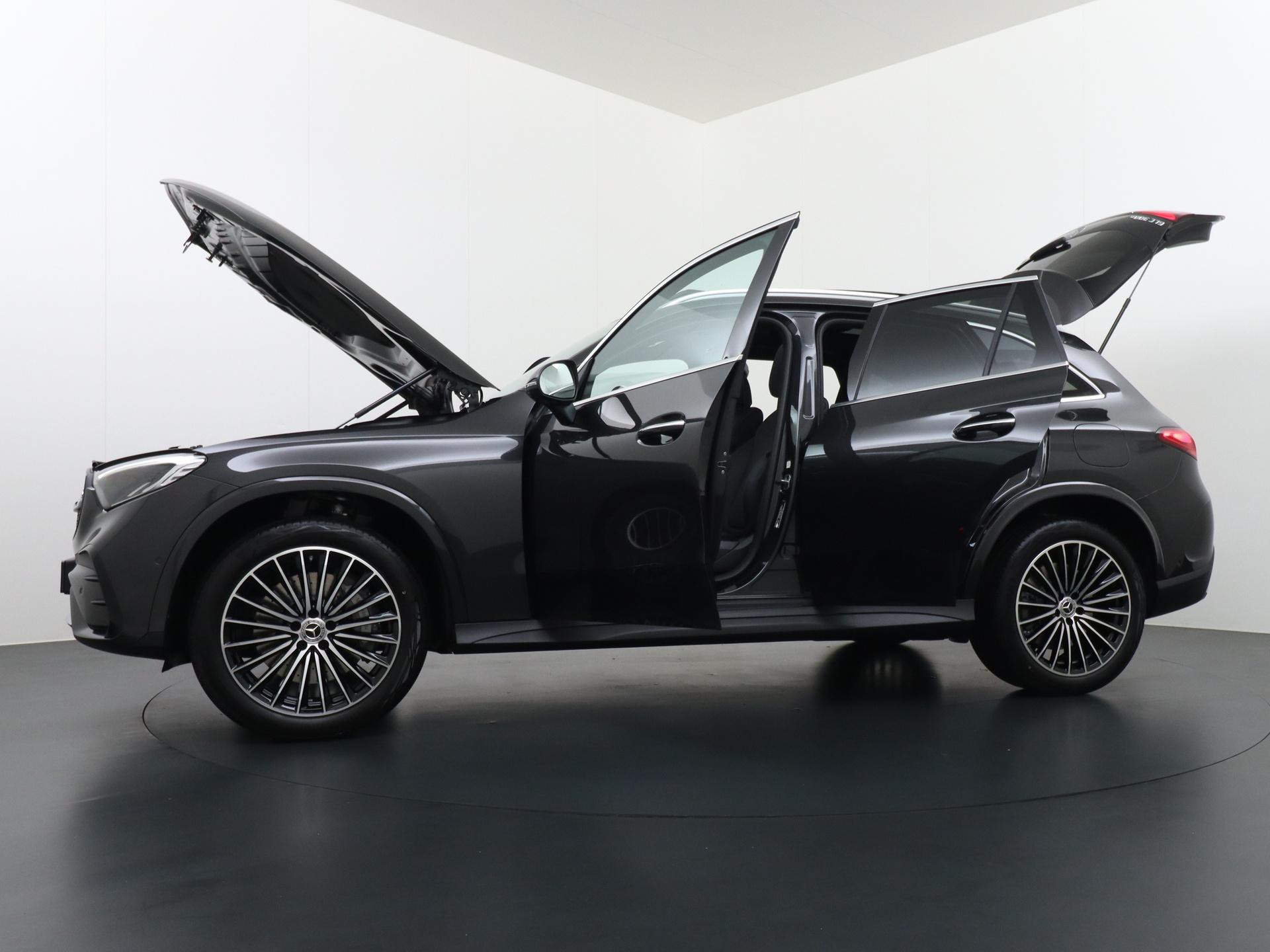 Mercedes-Benz GLC 300e 4MATIC Sport Edition 10