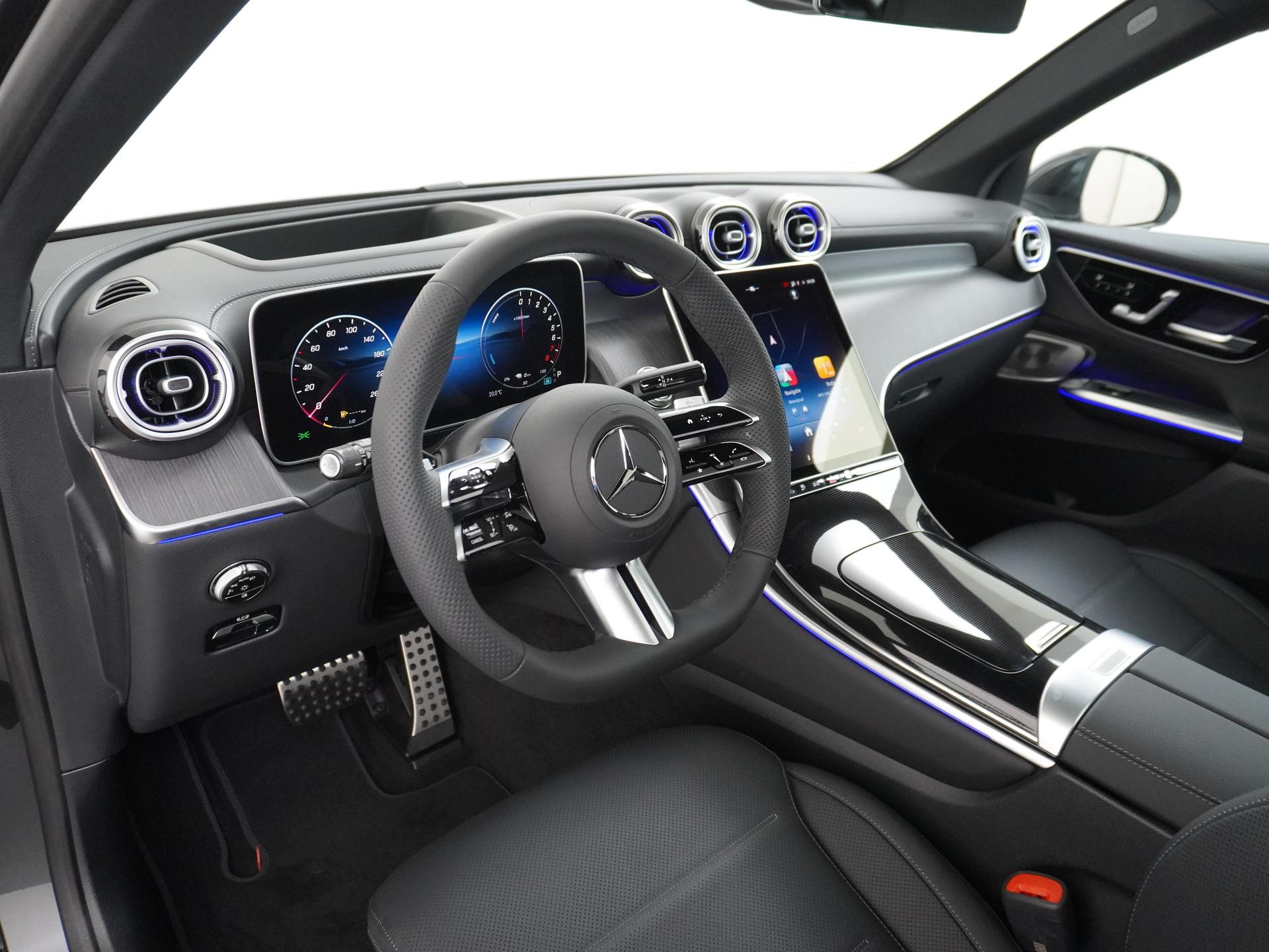 Mercedes-Benz GLC 300e 4MATIC Sport Edition 20