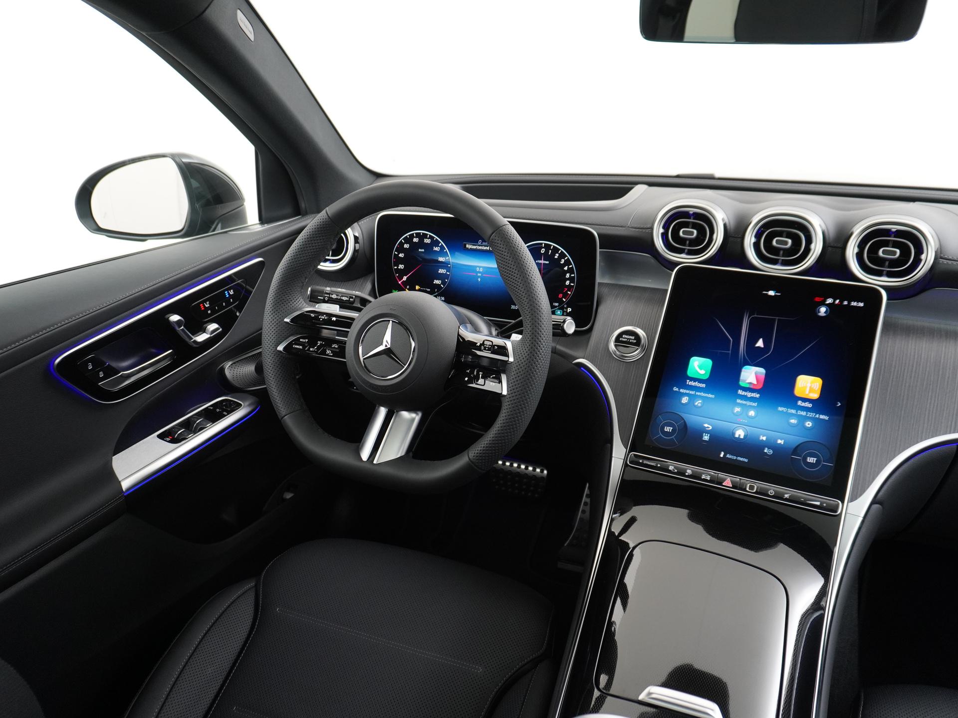 Mercedes-Benz GLC 300e 4MATIC Sport Edition 28