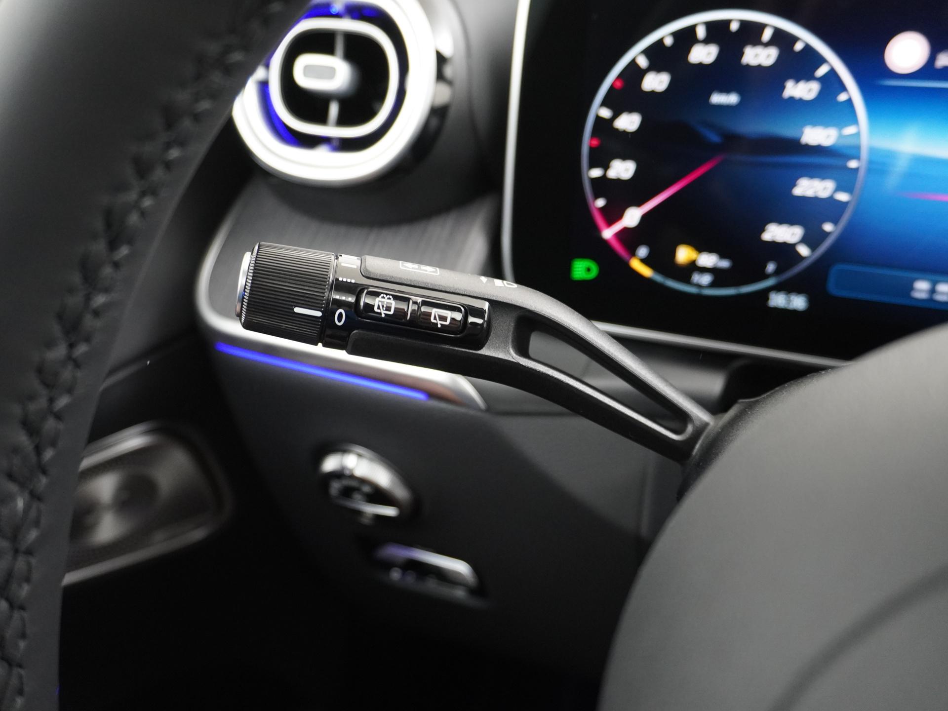 Mercedes-Benz GLC 300e 4MATIC Sport Edition 31