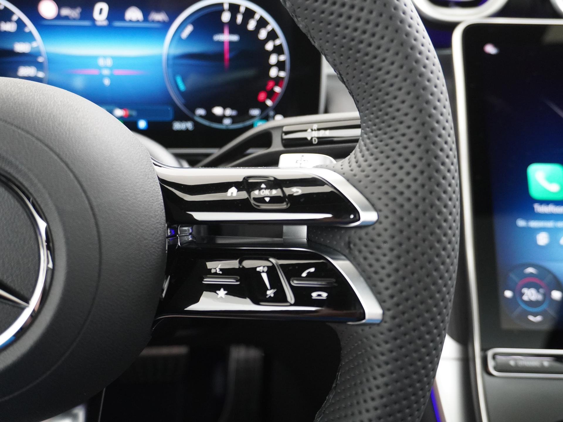 Mercedes-Benz GLC 300e 4MATIC Sport Edition 34