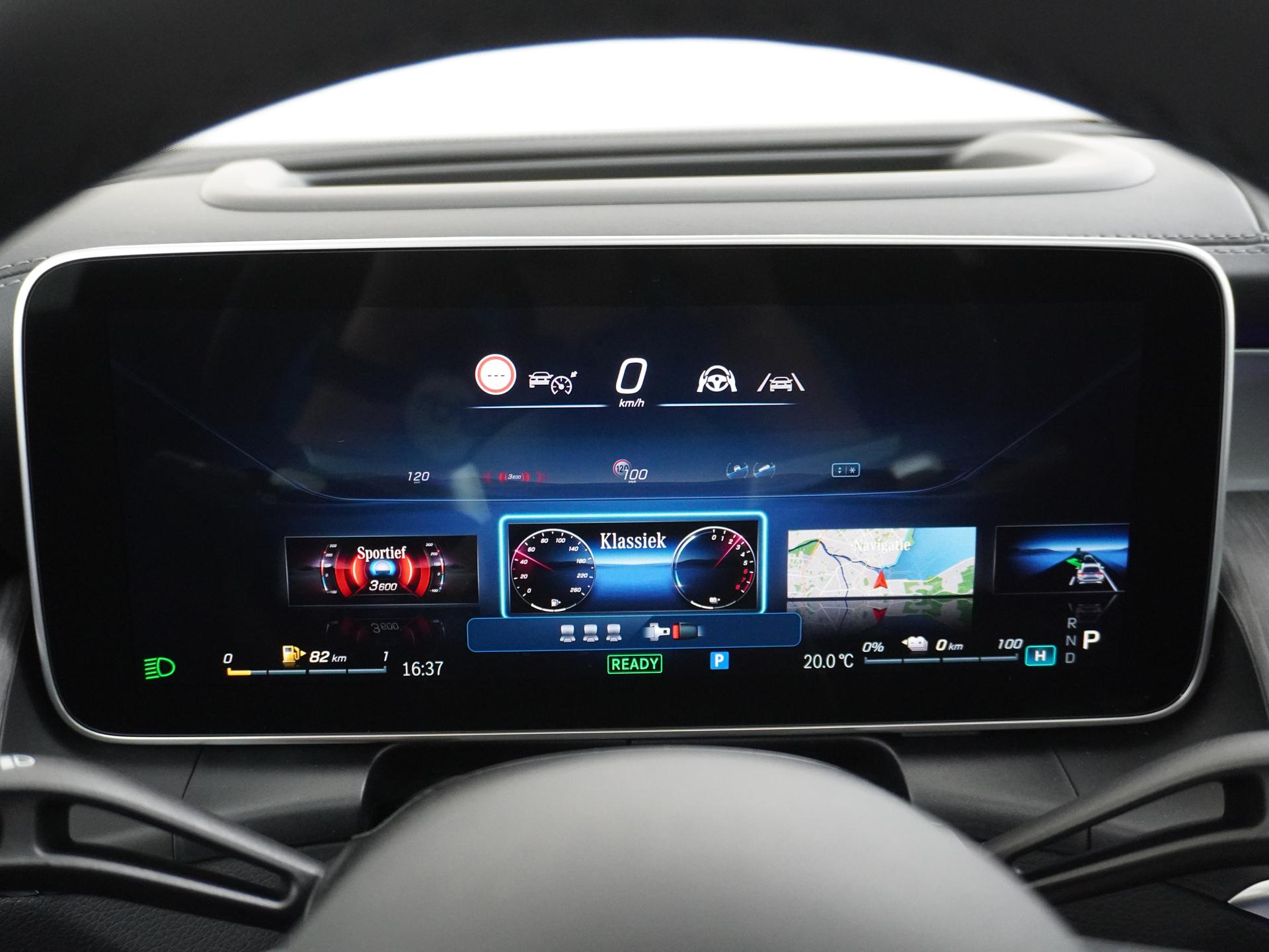 Mercedes-Benz GLC 300e 4MATIC Sport Edition 37