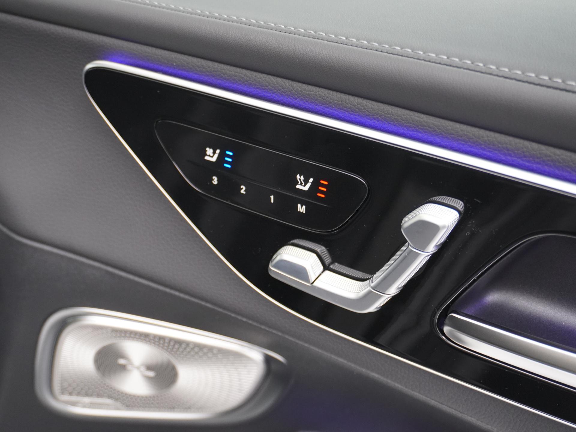 Mercedes-Benz GLC 300e 4MATIC Sport Edition 54