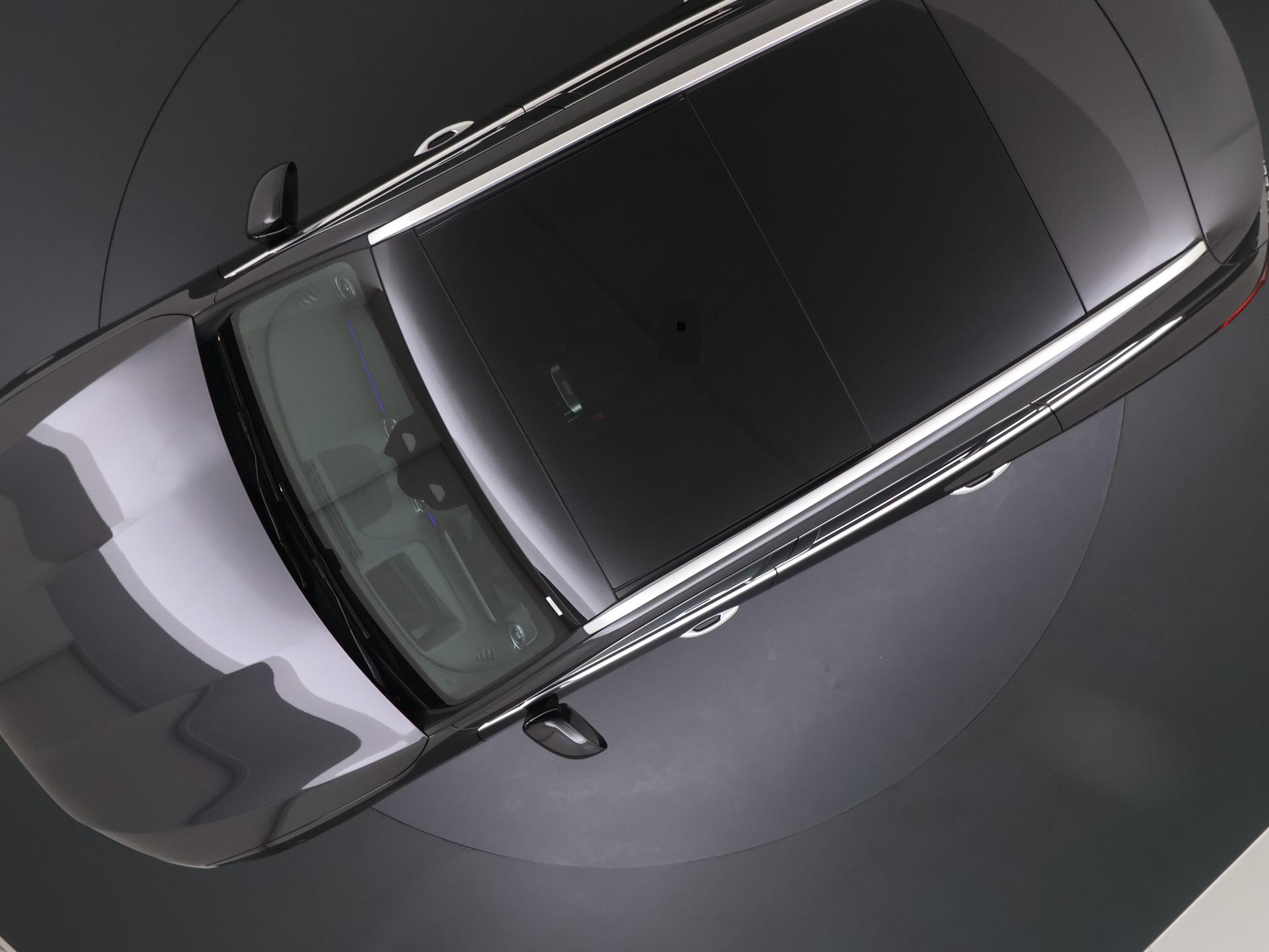 Mercedes-Benz GLC 300e 4MATIC Sport Edition 8