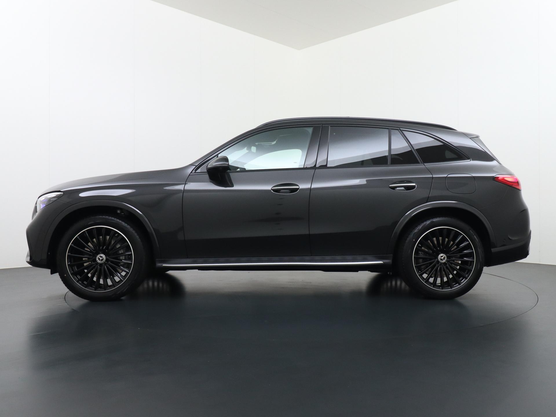 Mercedes-Benz GLC 300e 4MATIC Sport Edition 1