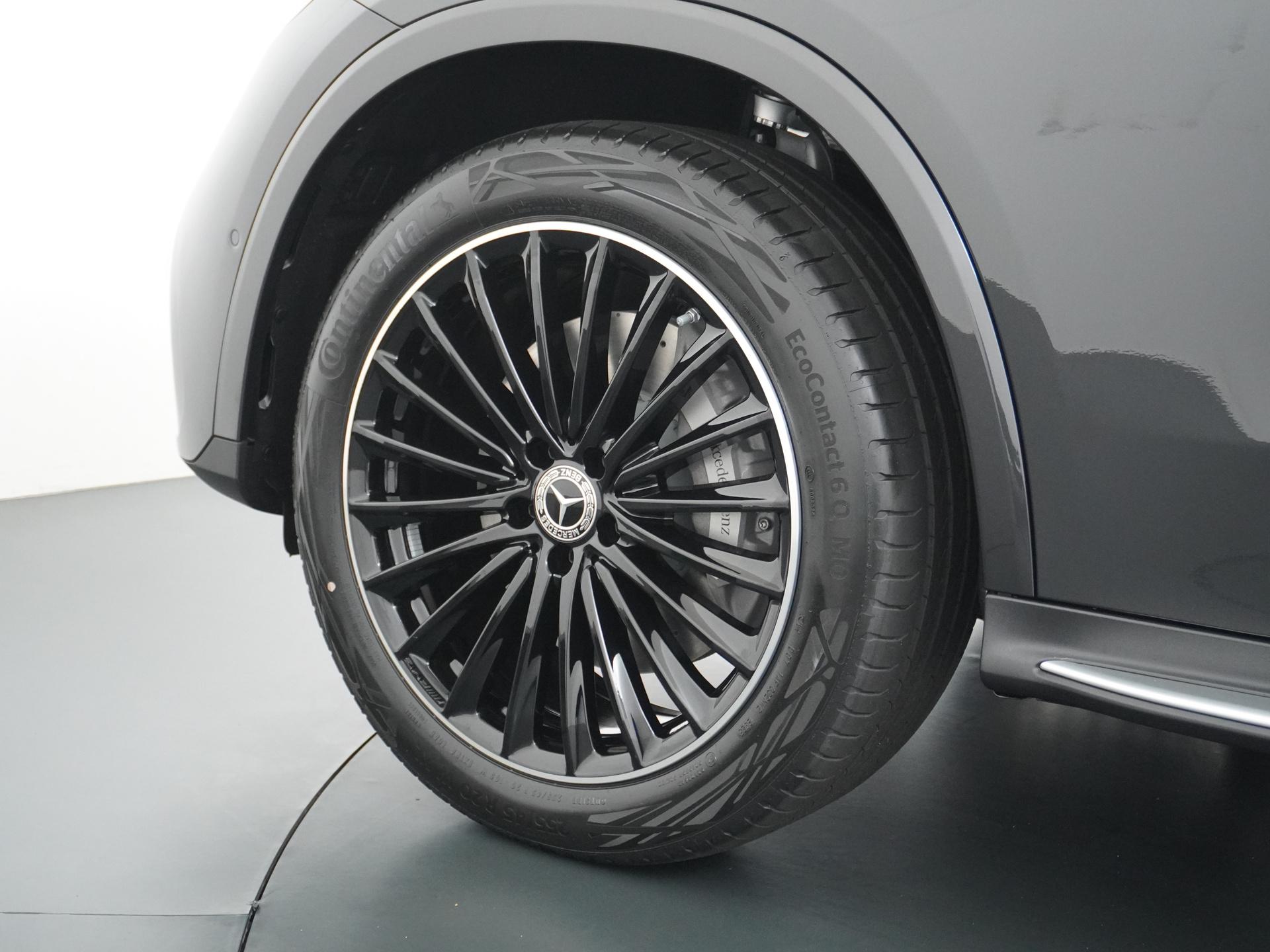 Mercedes-Benz GLC 300e 4MATIC Sport Edition 16