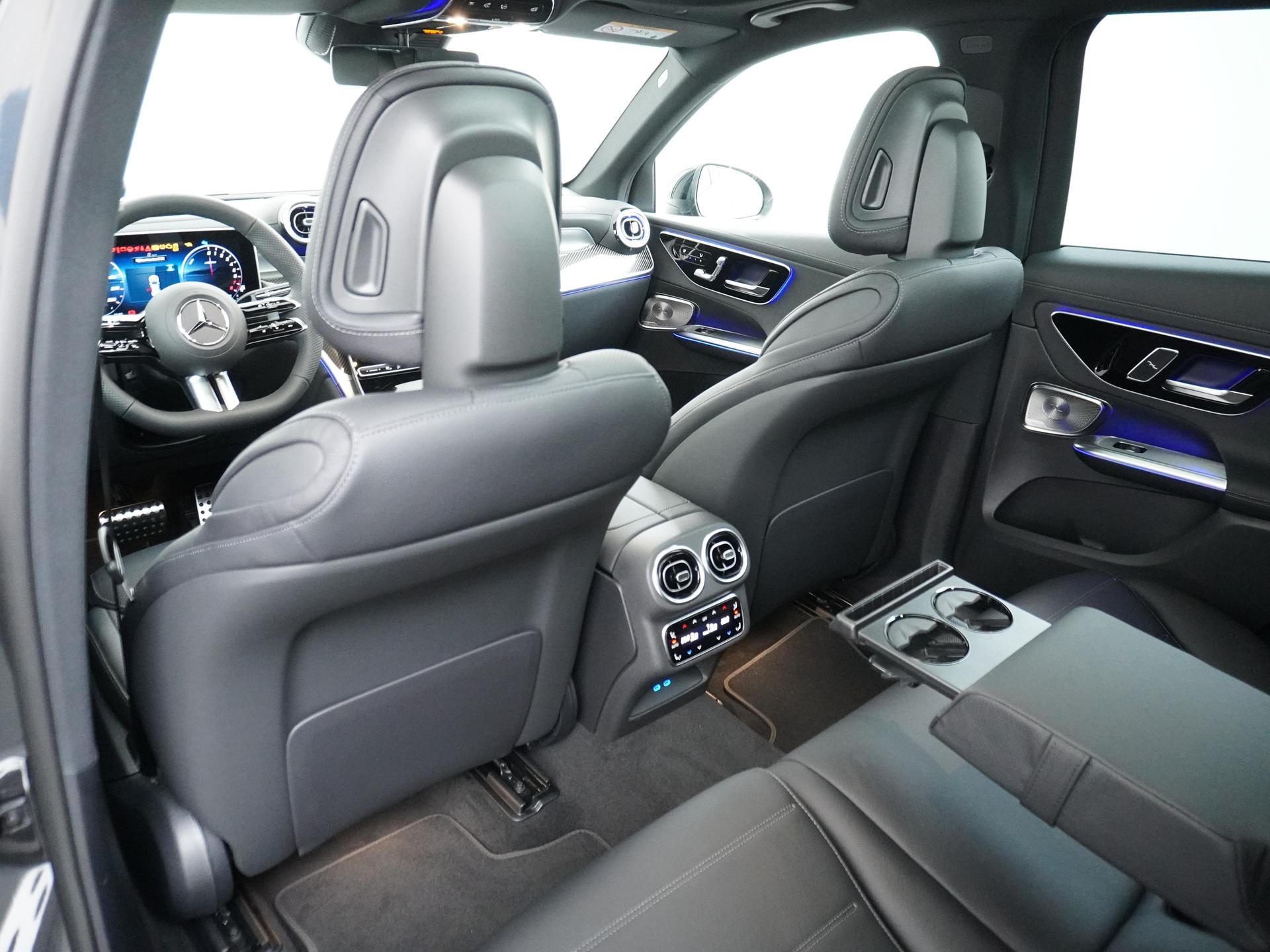 Mercedes-Benz GLC 300e 4MATIC Sport Edition 26