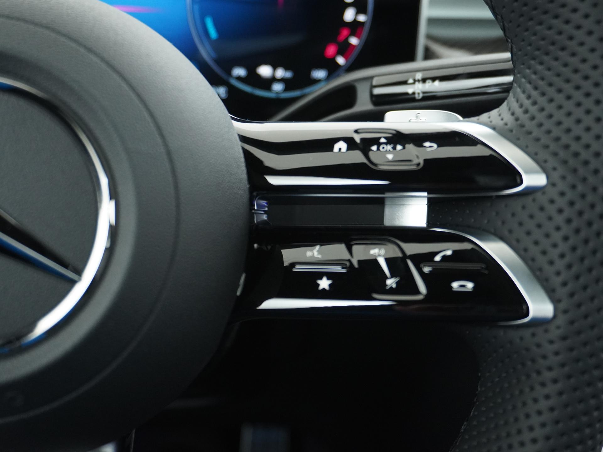 Mercedes-Benz GLC 300e 4MATIC Sport Edition 35