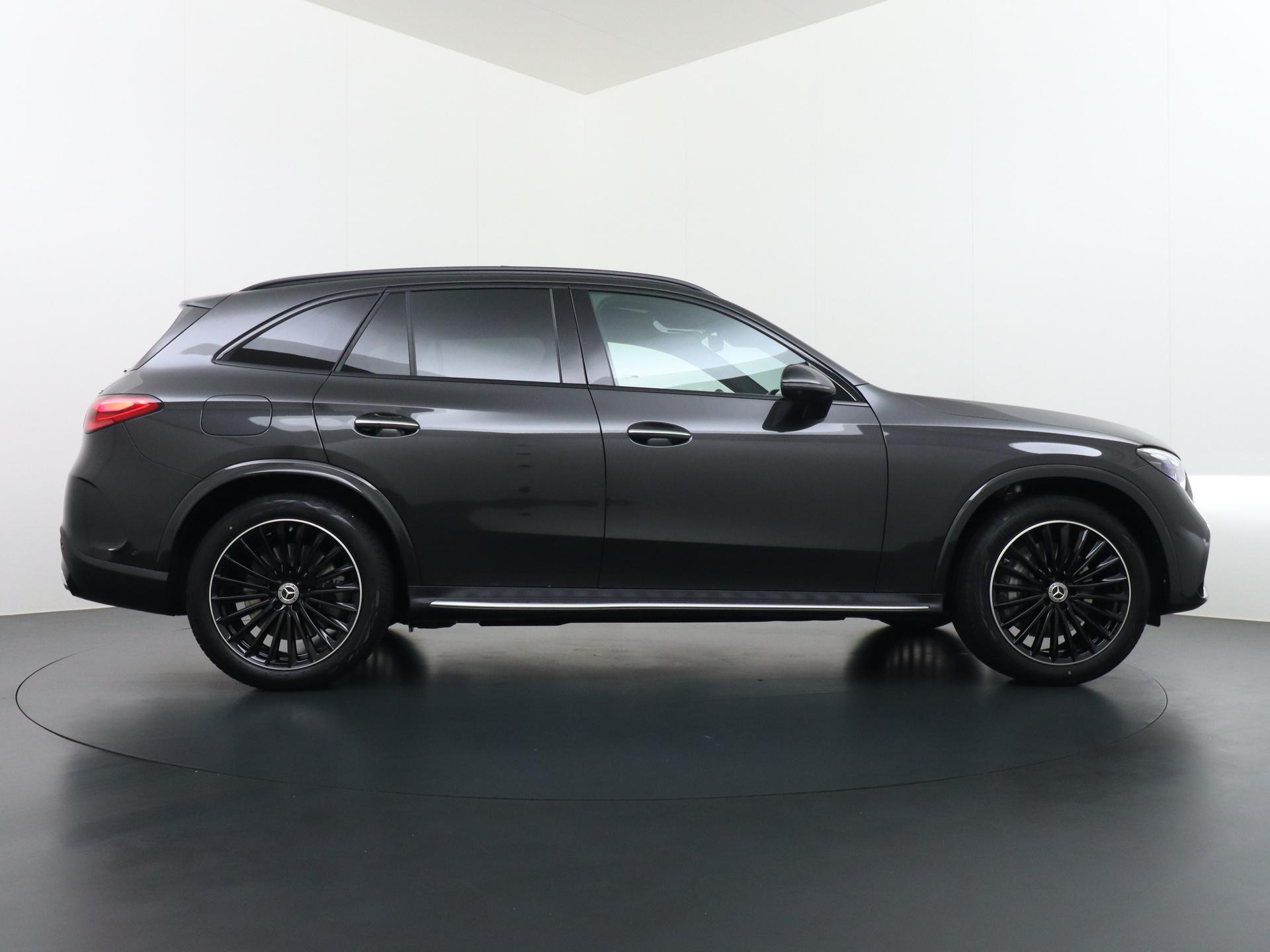 Mercedes-Benz GLC 300e 4MATIC Sport Edition 5