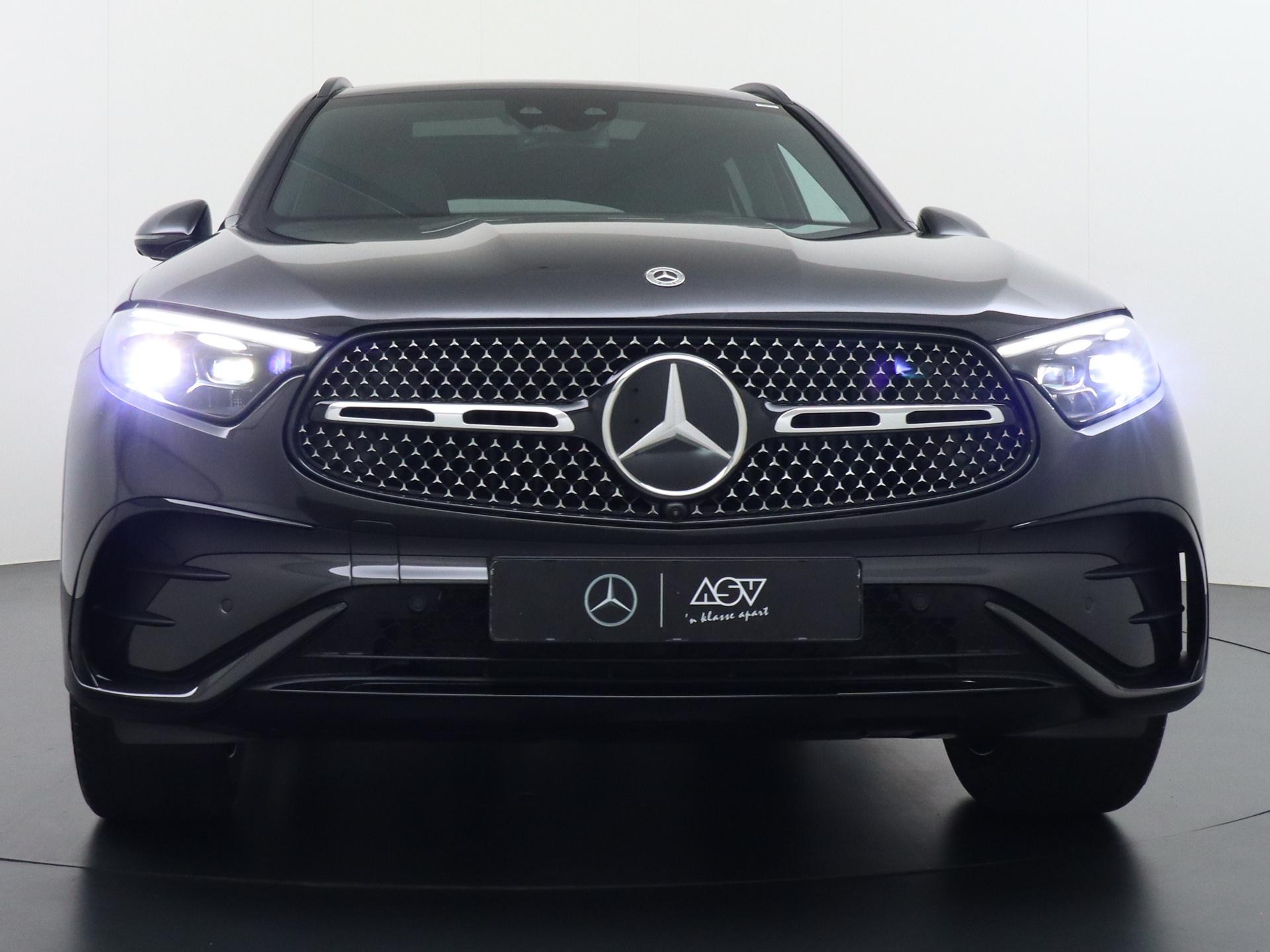 Mercedes-Benz GLC 300e 4MATIC Sport Edition 7