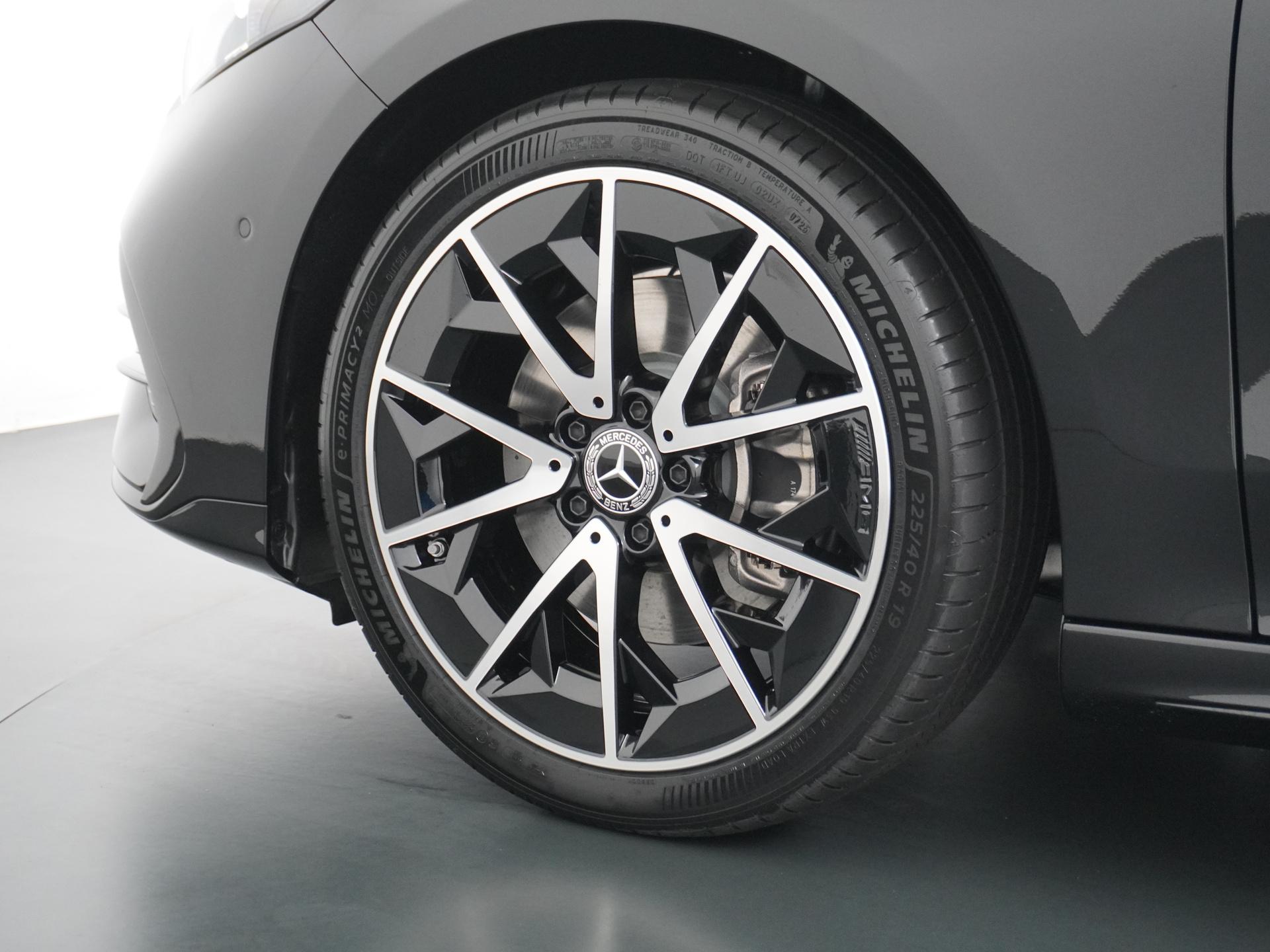 Mercedes-Benz CLA-Klasse 250+ Launch Edition 85 kWh Accu 13