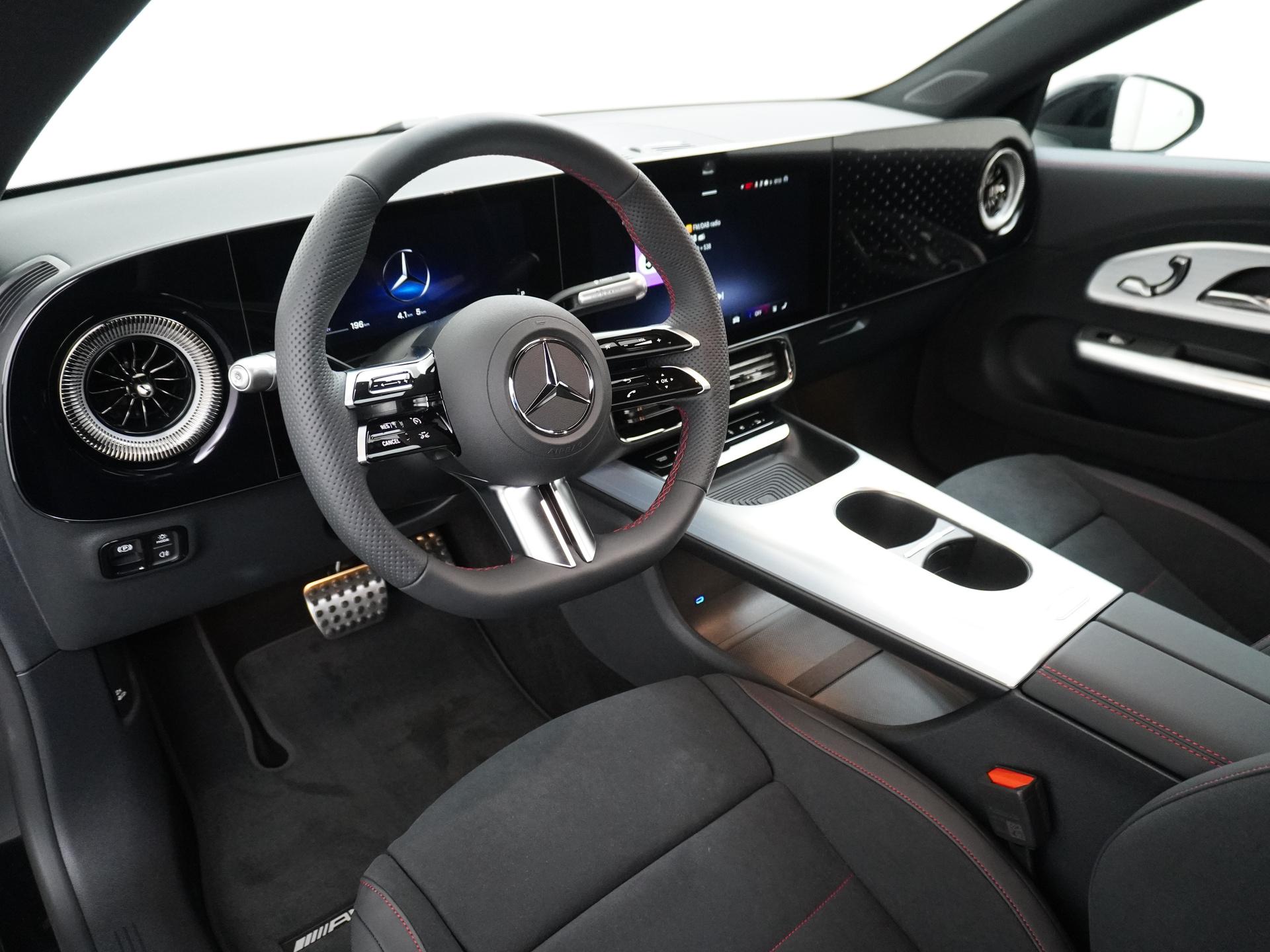 Mercedes-Benz CLA-Klasse 250+ Launch Edition 85 kWh Accu 17