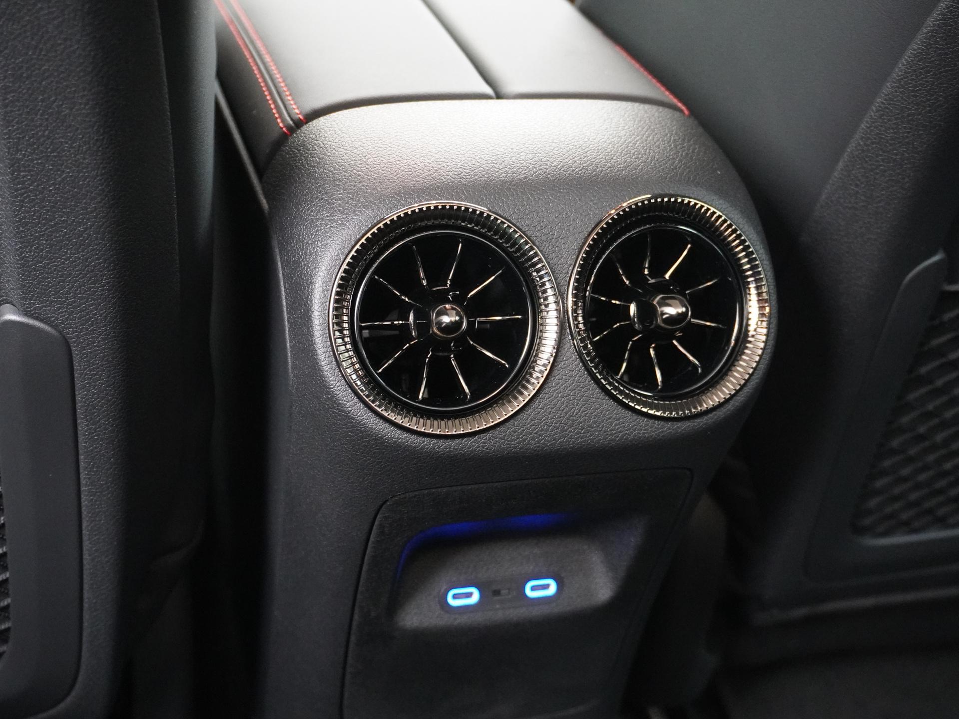 Mercedes-Benz CLA-Klasse 250+ Launch Edition 85 kWh Accu 23