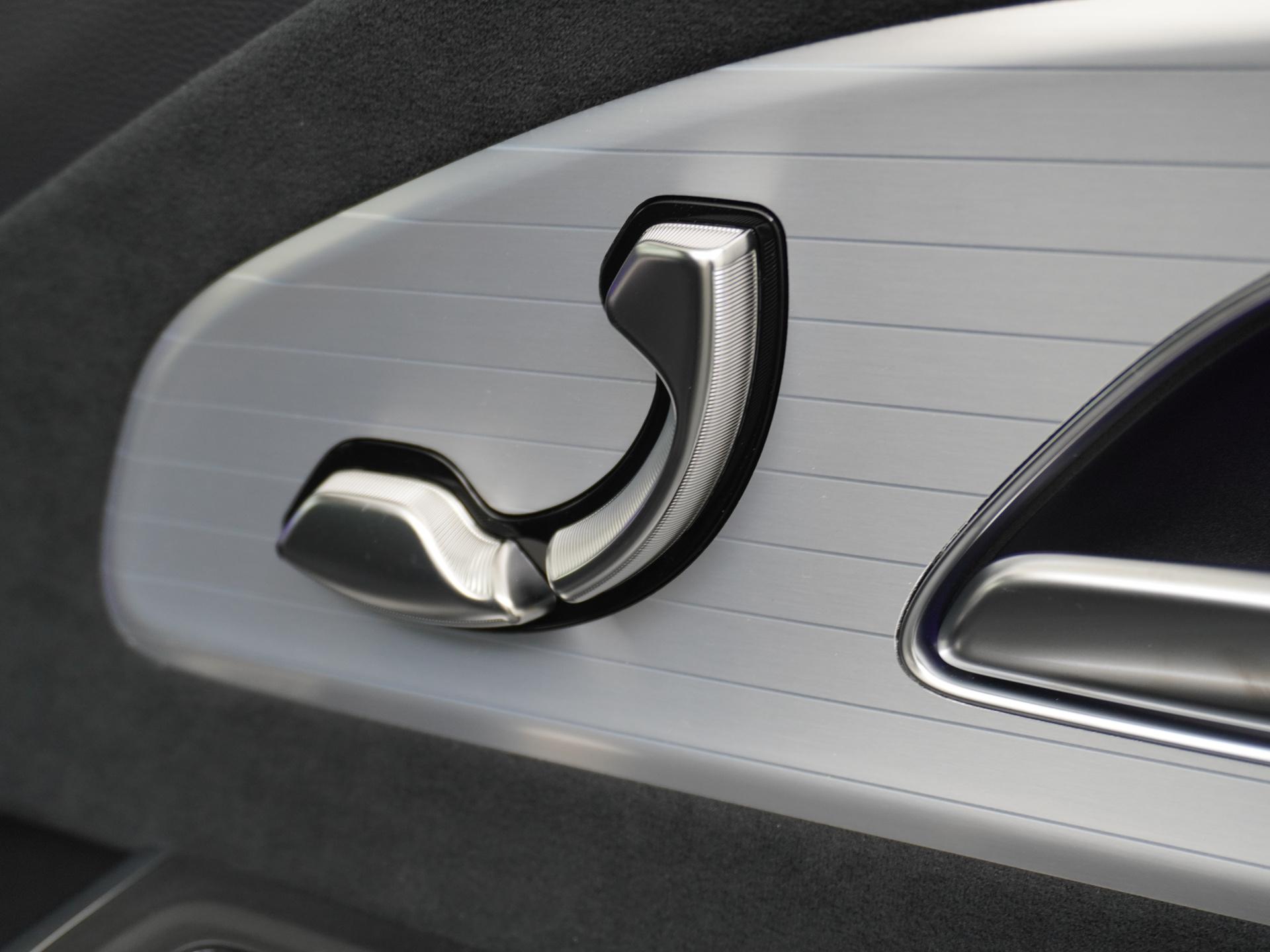 Mercedes-Benz CLA-Klasse 250+ Launch Edition 85 kWh Accu 39