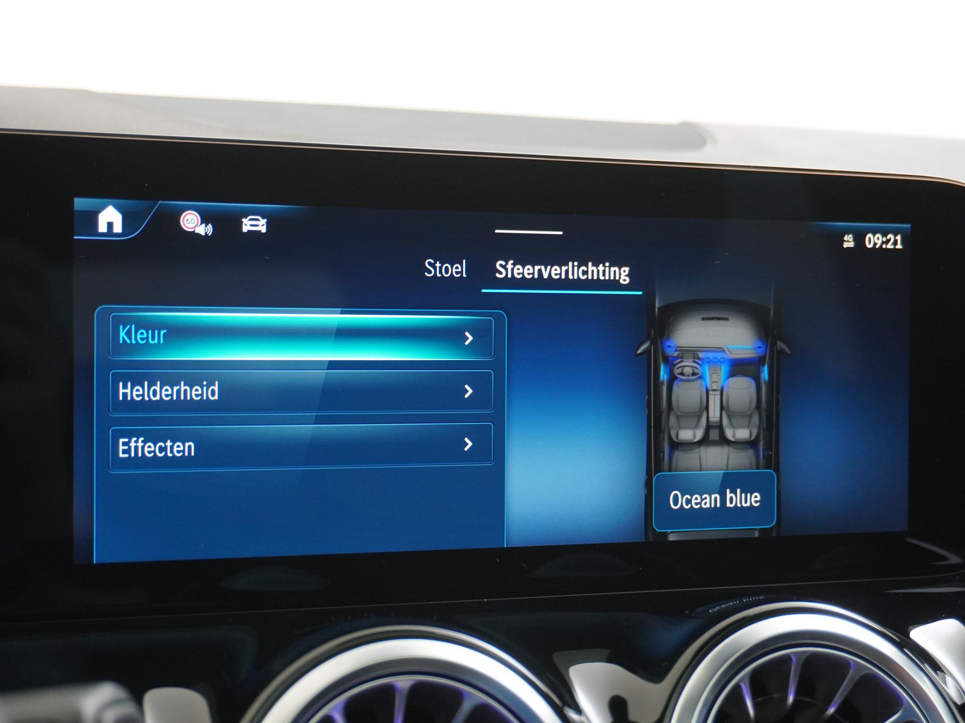 Mercedes-Benz GLA 180 Business Solution AMG 46