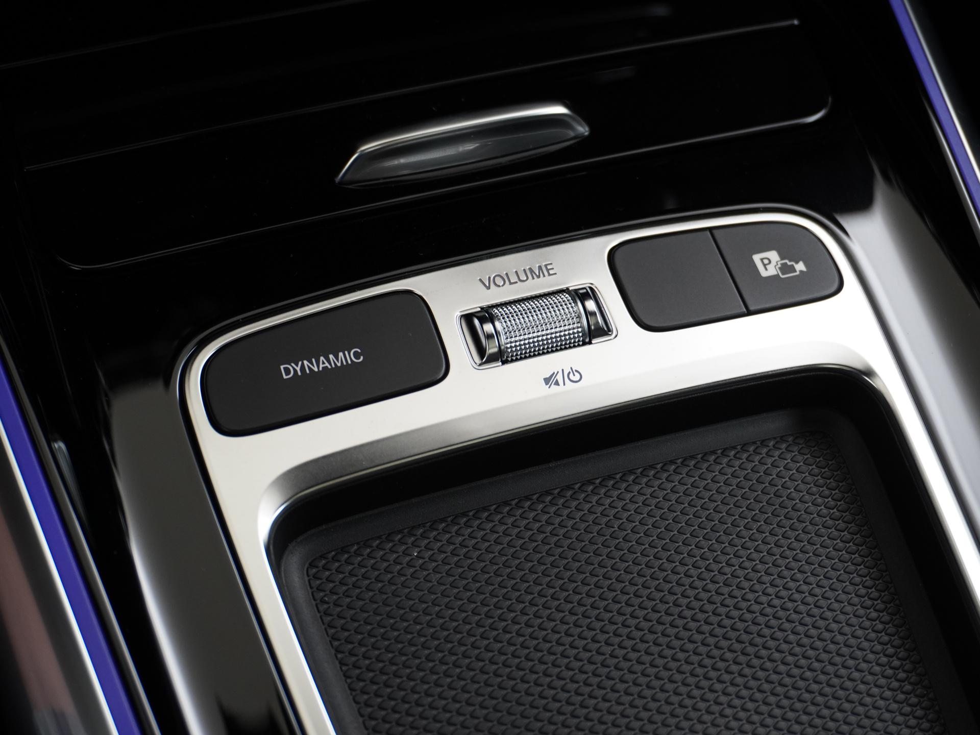 Mercedes-Benz GLA 180 Business Solution AMG 49