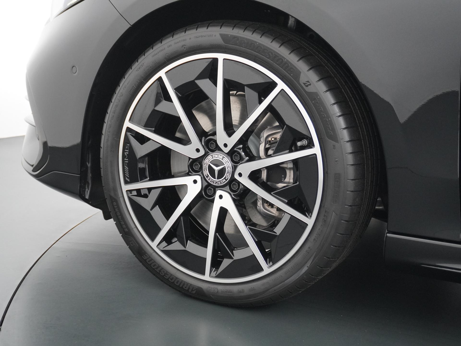 Mercedes-Benz CLA-Klasse 250+ Launch Edition 85 kWh Accu 15