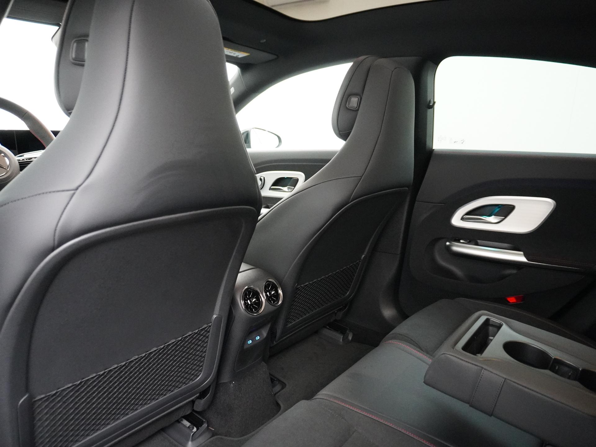 Mercedes-Benz CLA-Klasse 250+ Launch Edition 85 kWh Accu 24