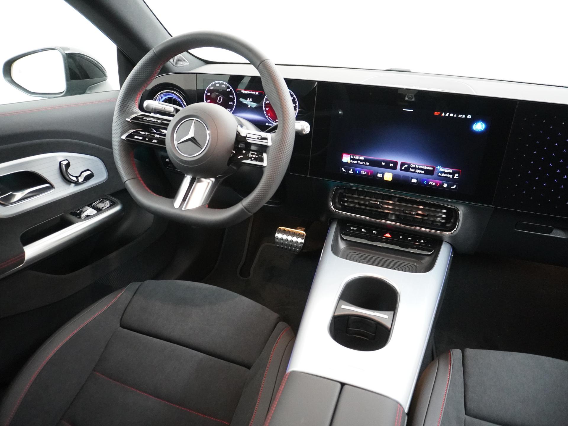 Mercedes-Benz CLA-Klasse 250+ Launch Edition 85 kWh Accu 28